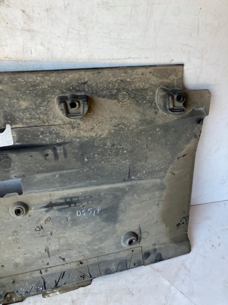 cover chassis right CITROEN DS5 9801471080