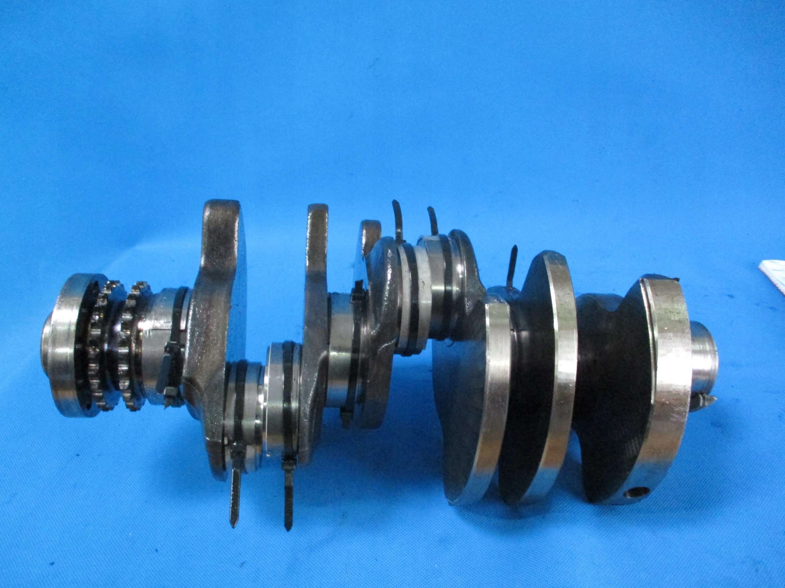 WAŁ KORBOWY PO SZLIFIE AUDI 3.0TDI 059101AJ Typ samochodu Samochody osobowe