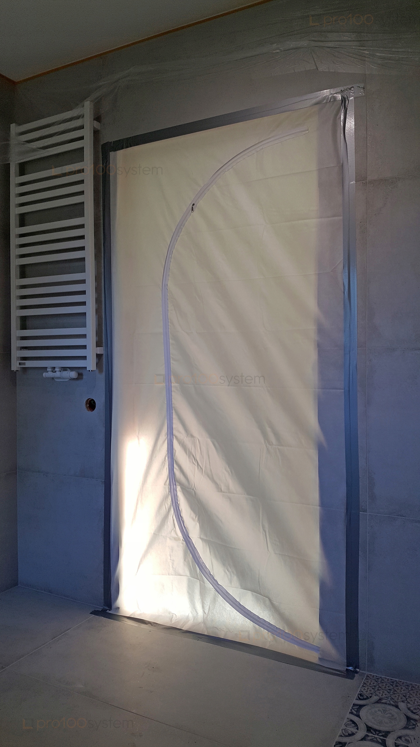 DRZWI REMONTOWE BUDOWLANE PRZECIWPYŁOWA KURTYNA + 2 sztuki FOLIA MALARSKA Wysokość produktu 220 cm