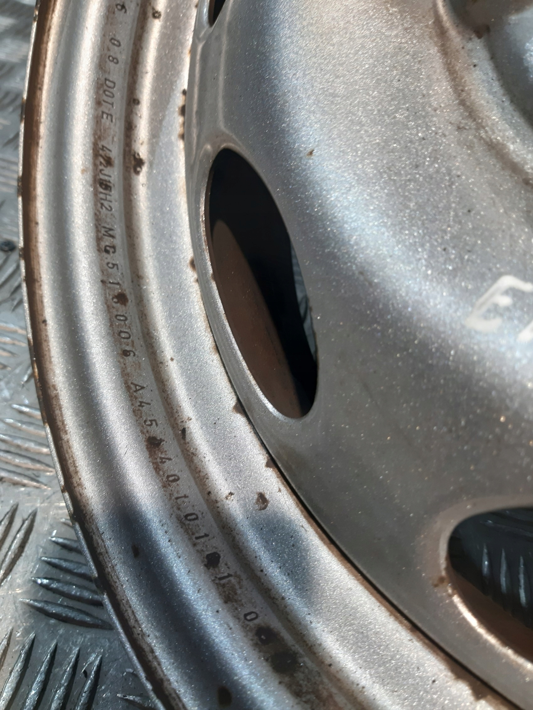 disk STALOWA 1x SMART 4,5J ET 23,5 3x112 R15