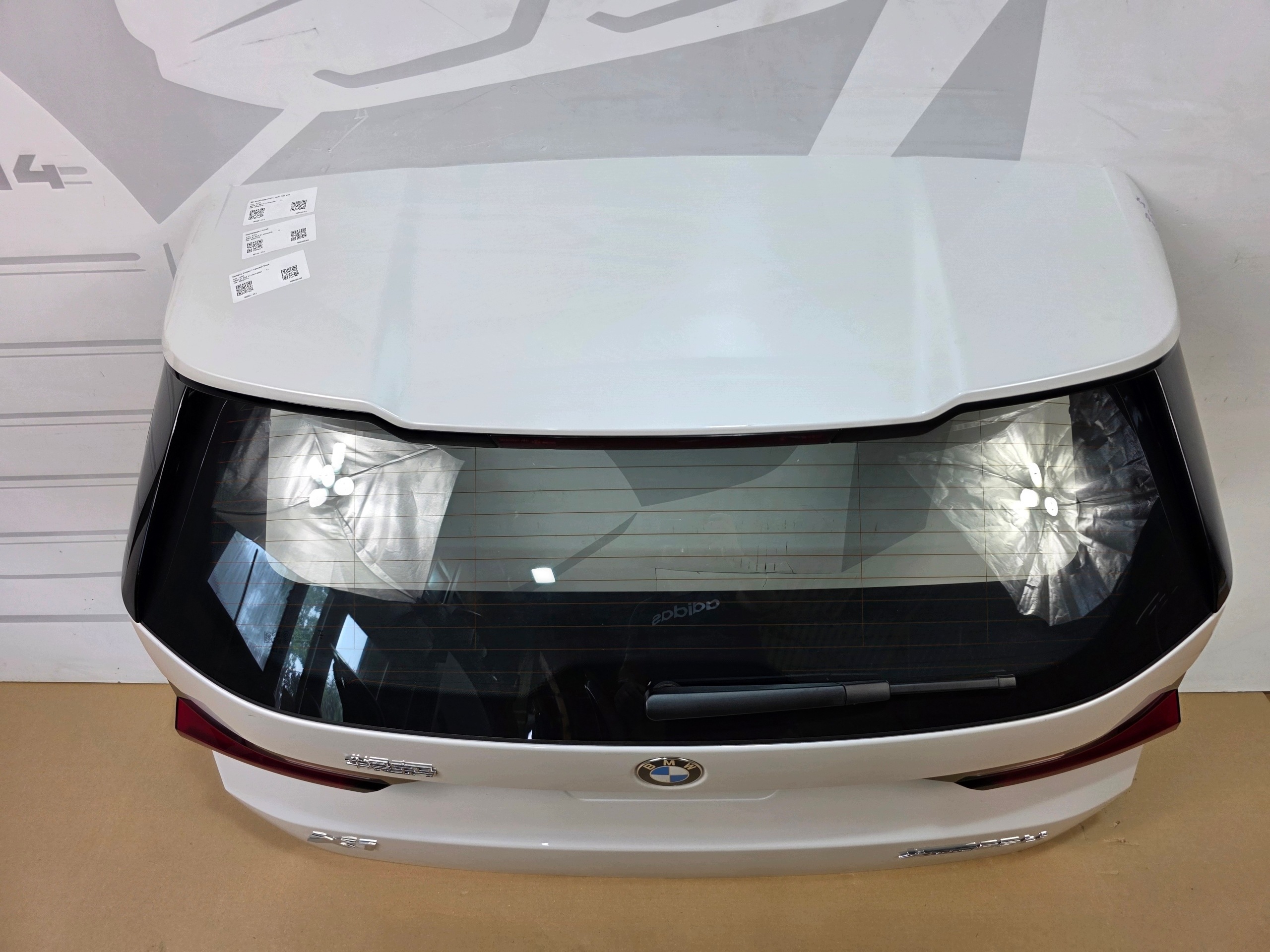 boot door rear BMW X1 U12 KAMERA A96 MINERAL WHITE