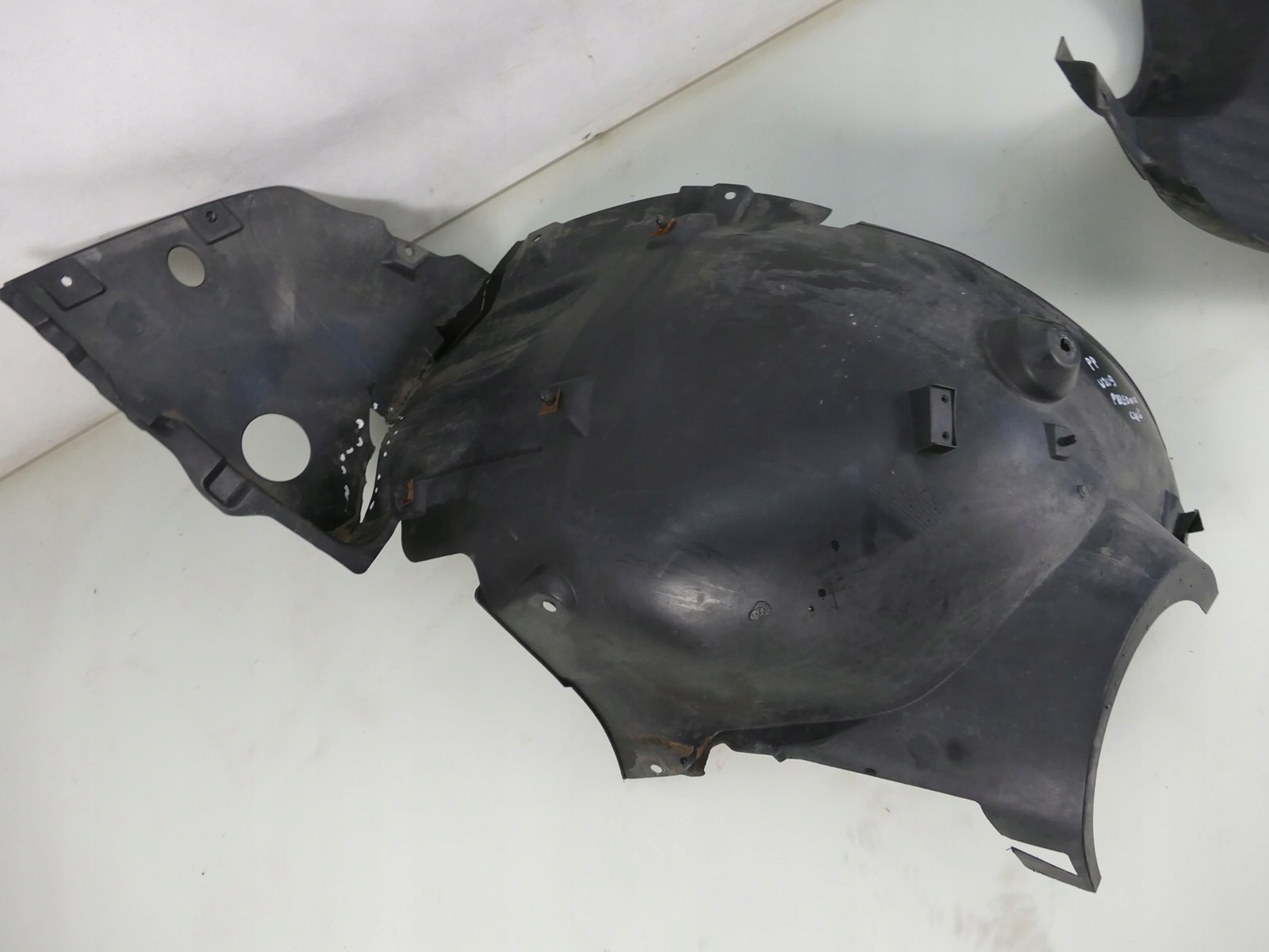 MERCEDES CLK A209 C209 LIFT AMG mudguard 2 CZESCI PP