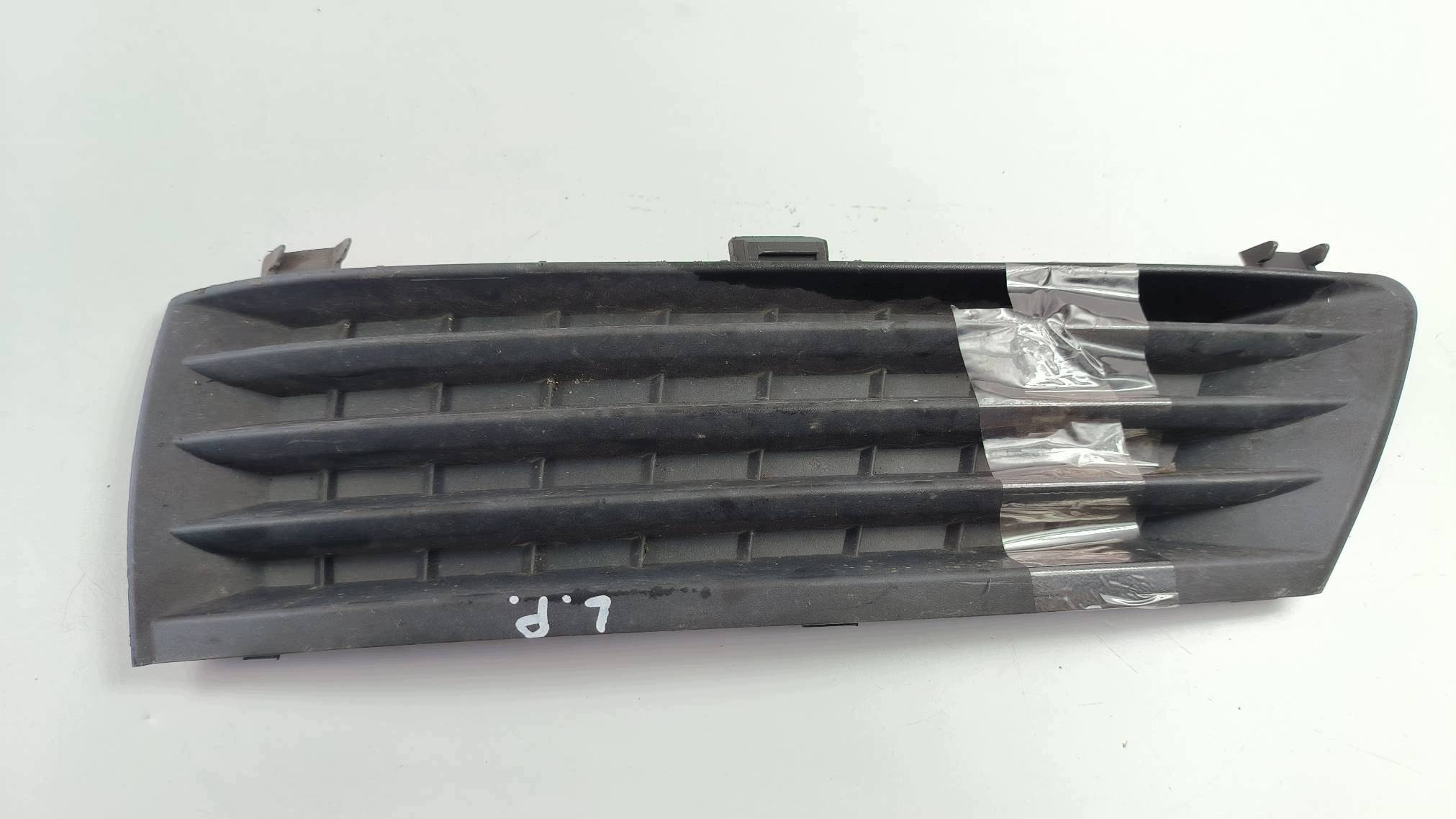 grid of a bumper left front OPEL ZAFIRA B