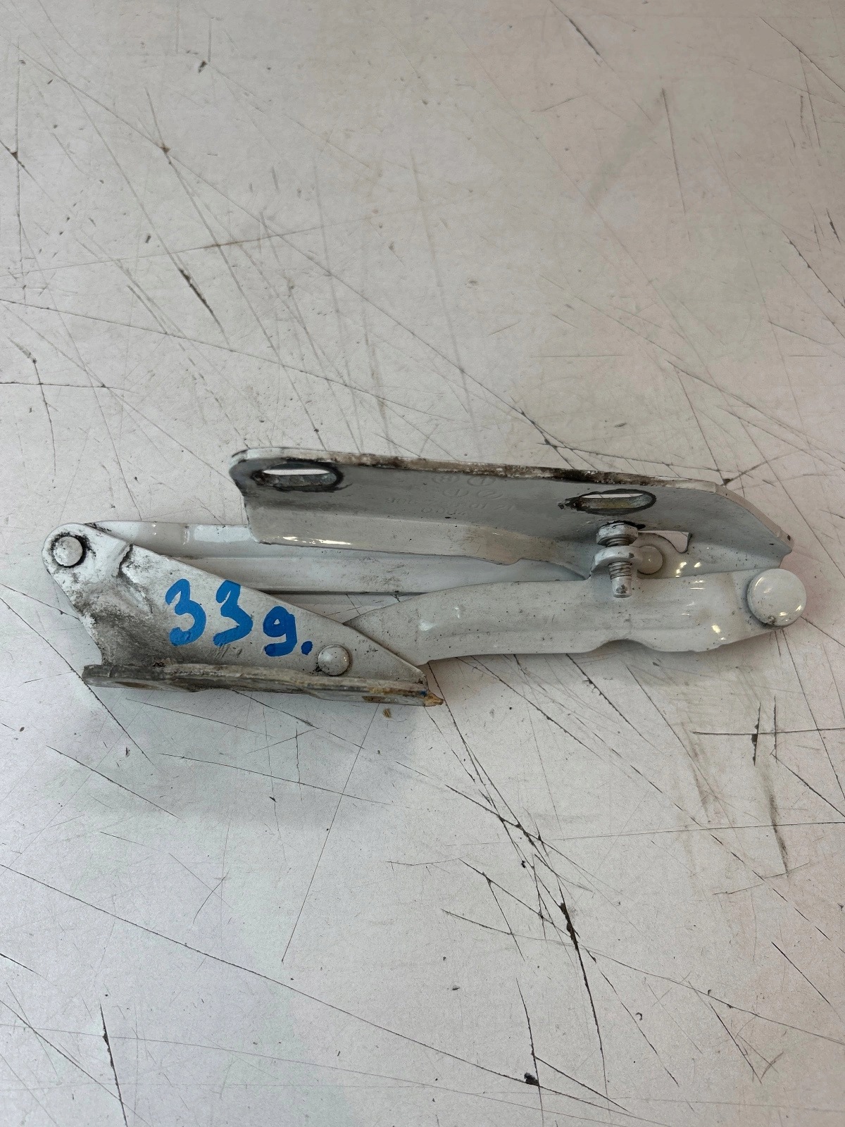 hinge bonnets front front right Mercedes Sprinter W906