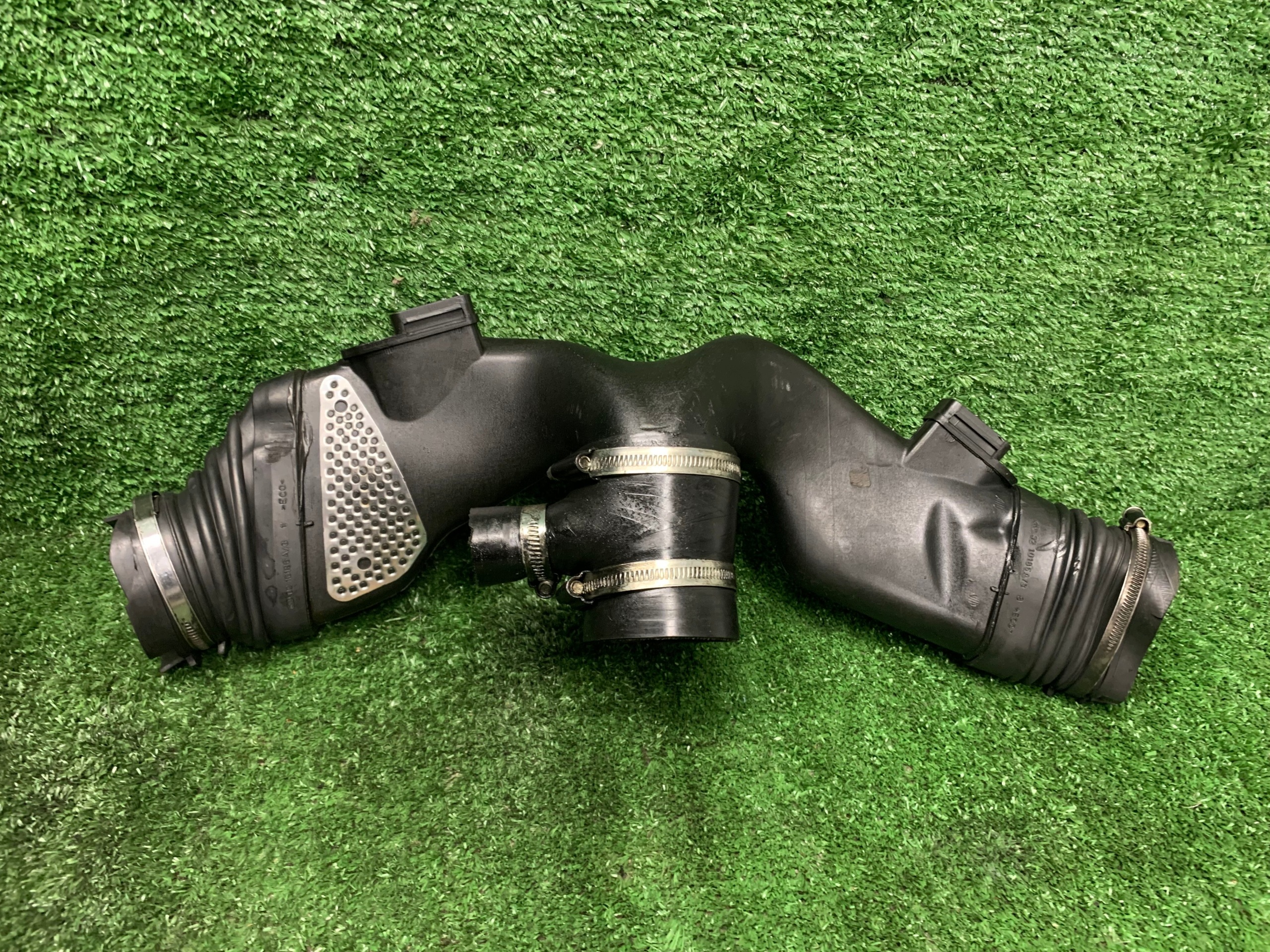 flow meter air hose MERCEDES 3.0 CDI V6 A6420946397
