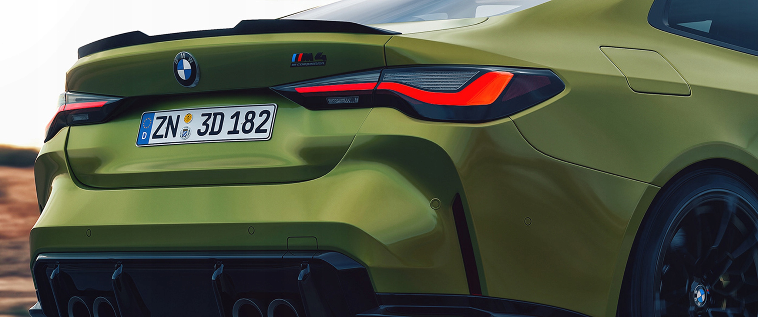 Spoiler lotka klapy BMW G22 G82 M4 Style Czarny Połysk