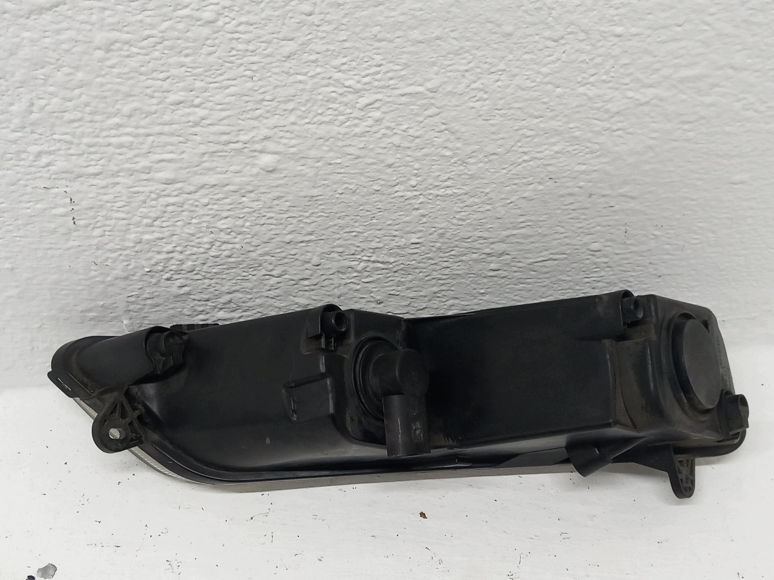 VW PASSAT B7 fog light right front DOSWIETLANIE complete 3AA941662