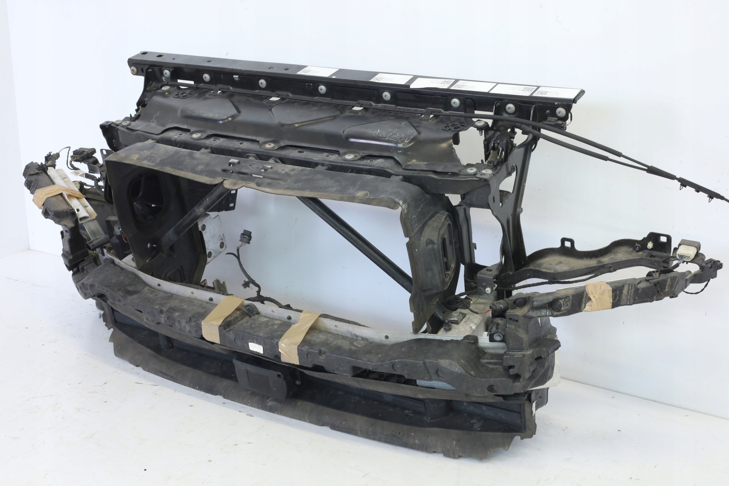 WZMOCNIENIE PAS PRZEDNI CHŁODNICE BMW X7 G07 3.0D Jakość części (zgodnie z GVO) O - oryginał z logo producenta pojazdu (OE)