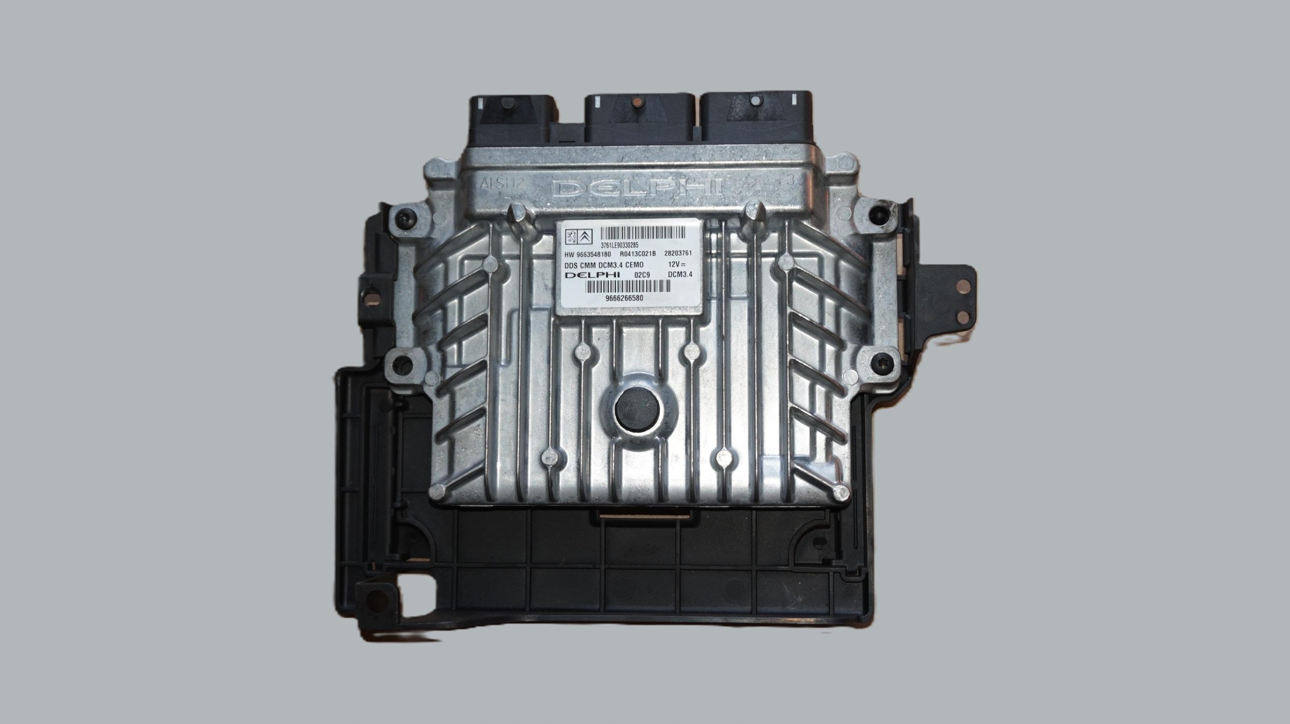 computer of the engine CITROEN C5 2.0HDI 2010 9666266580