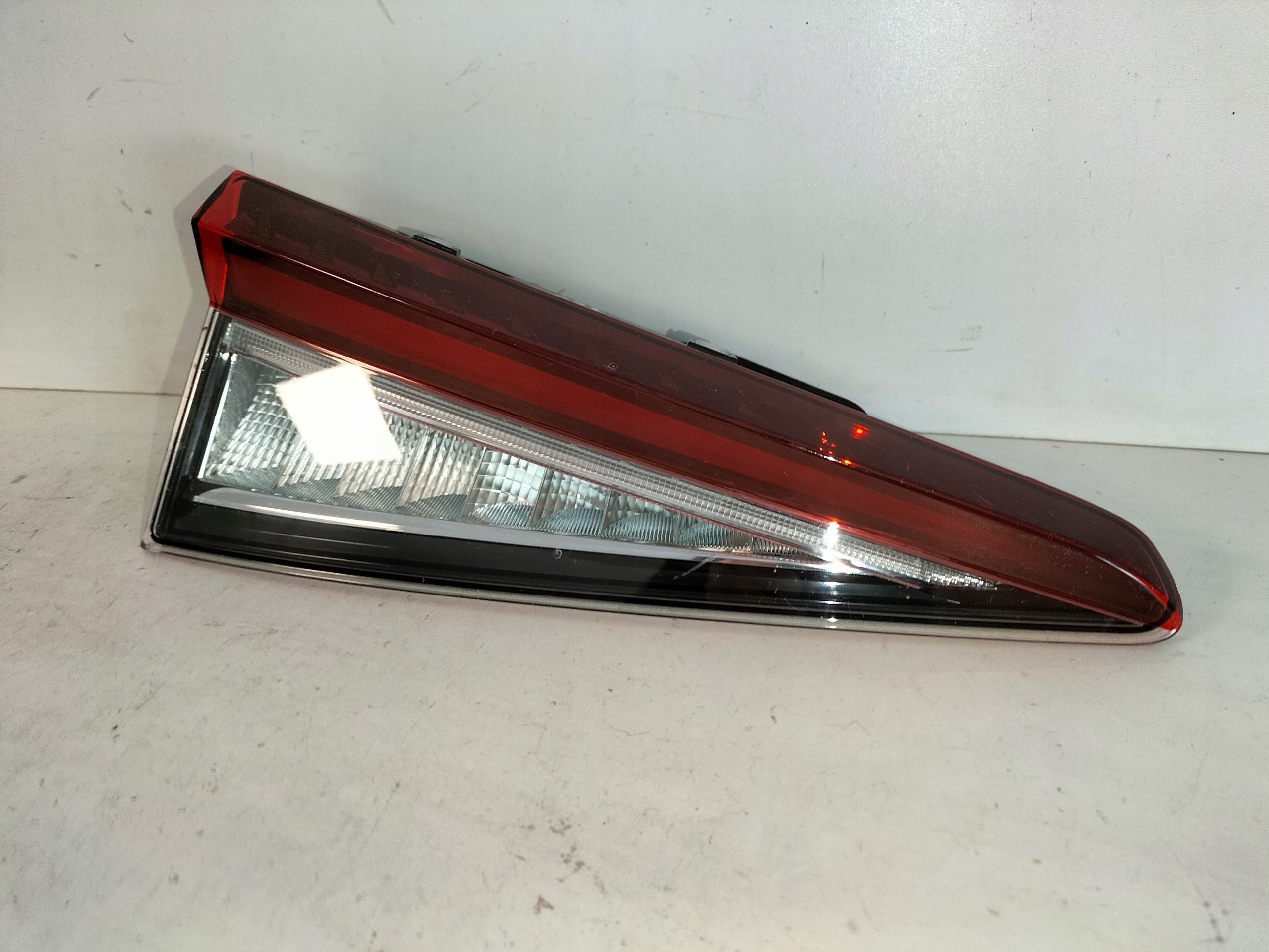 light rear rear part left SKODA ENYAQ 21- LED