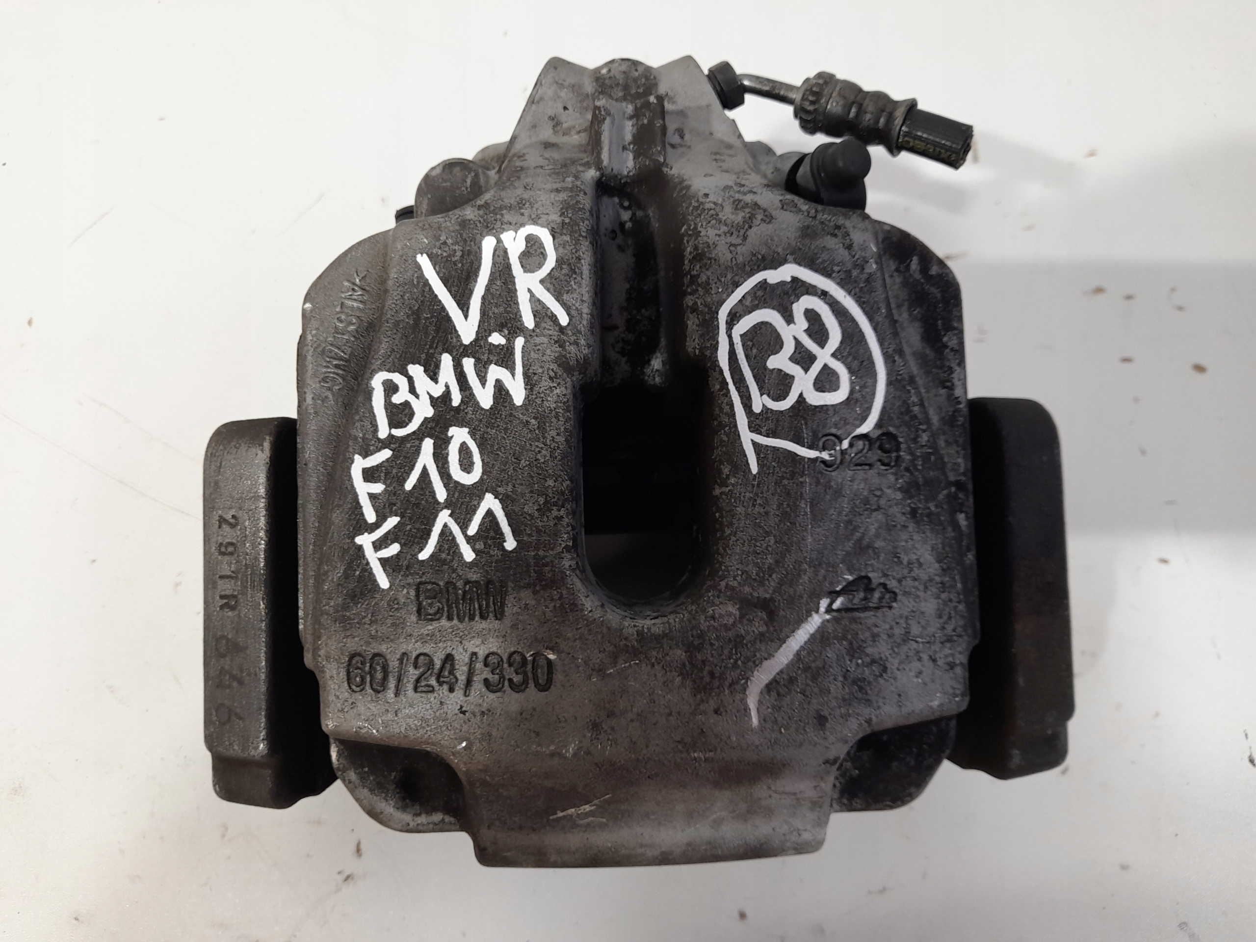 BMW 5 / F10 F11 caliper brake front right