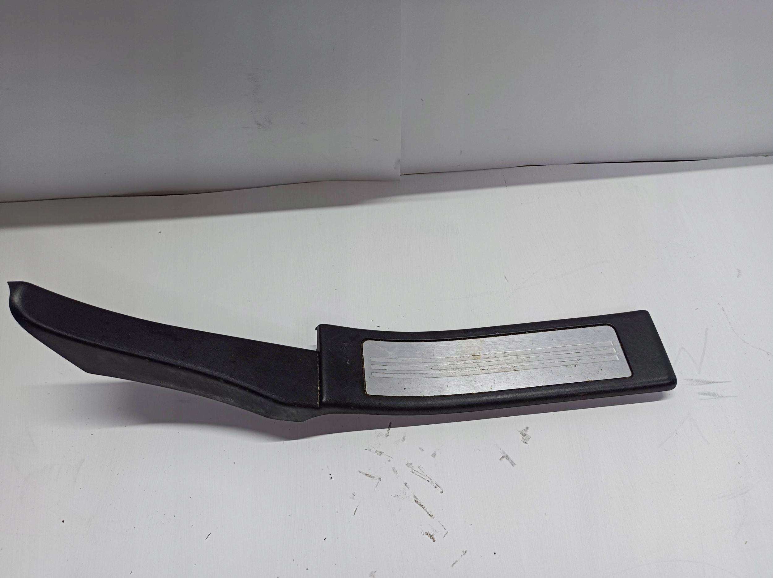 cap threshold rear left Jaguar XF X250 07-15 8X23F13245A