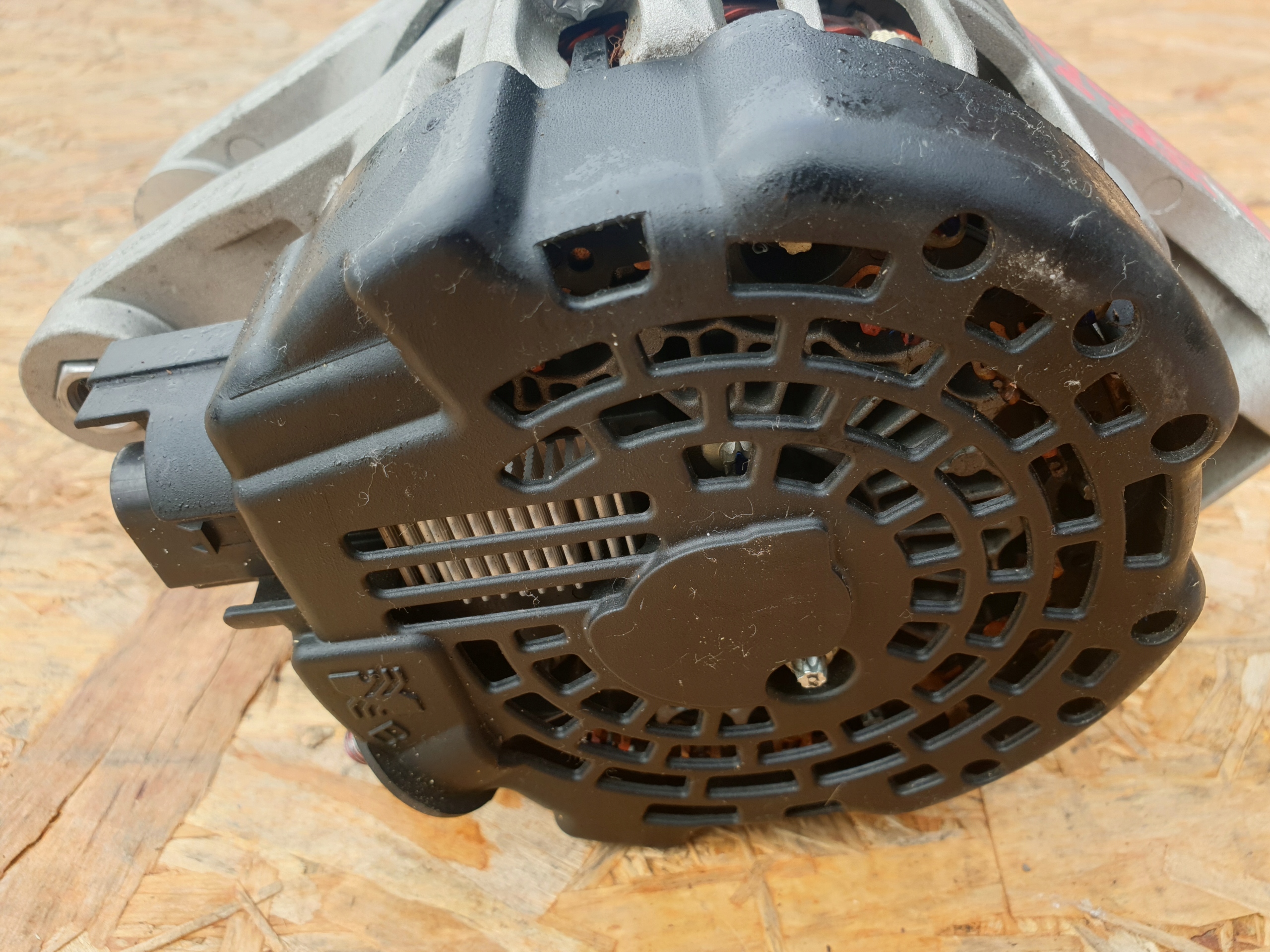 ALTERNATOR HYUNDAI KIA 1.6CRDI 37300-2U200