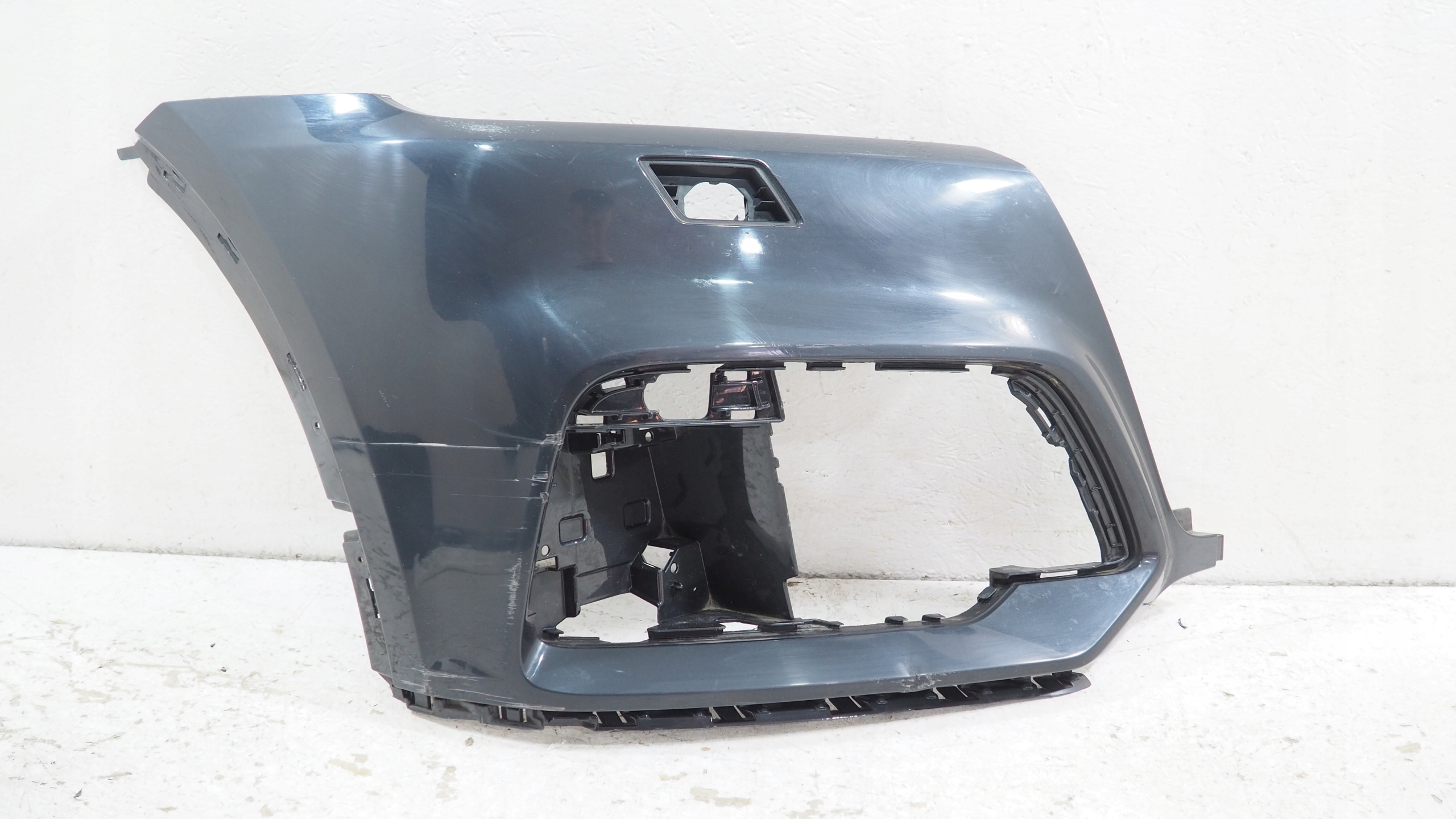 Audi Q5 II 80A S Line corner of a bumper right front 80A807103F