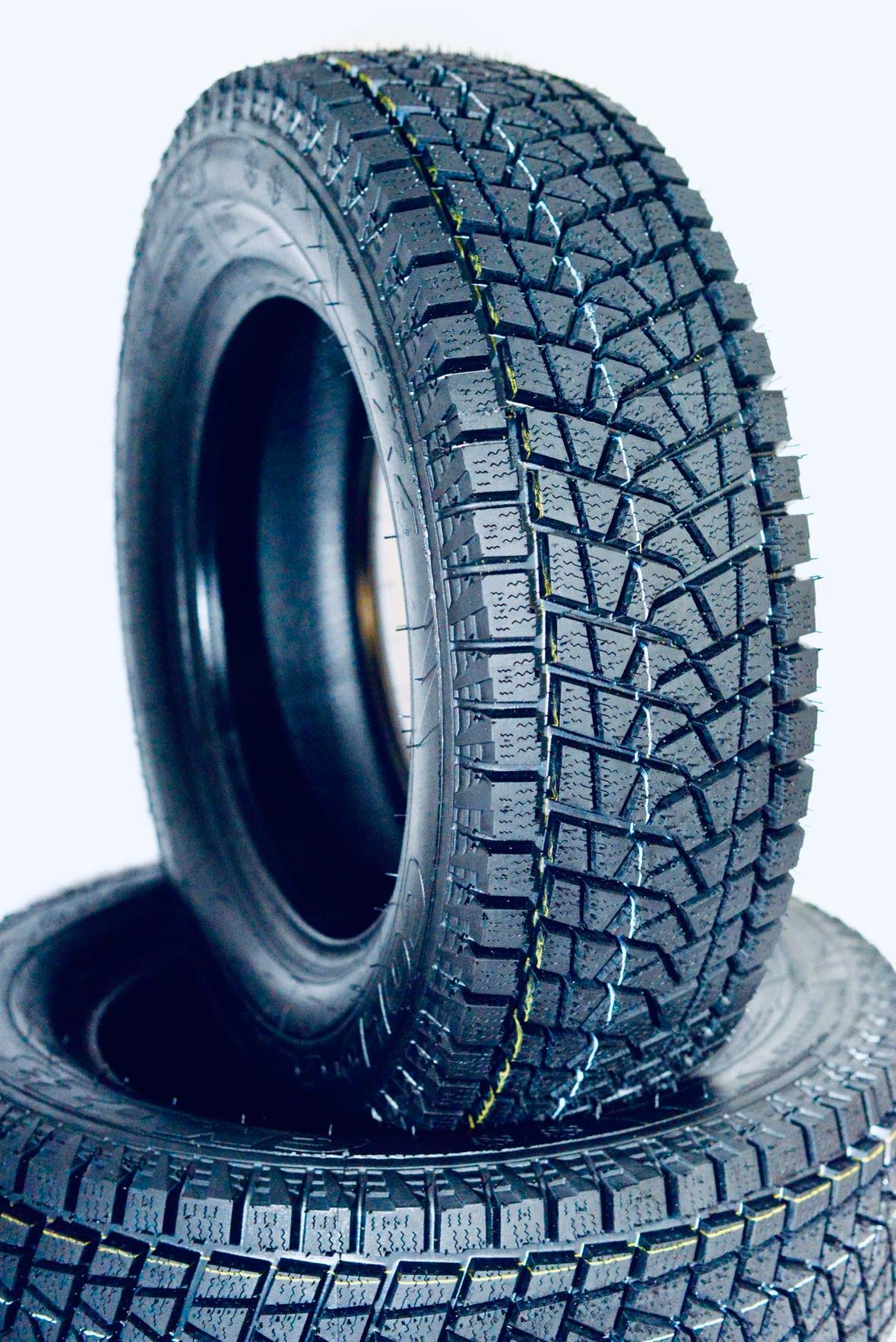 4x 215/65 r16 4x4 Q98 DMZ3 TERENOWE OPONY Model DMZ3