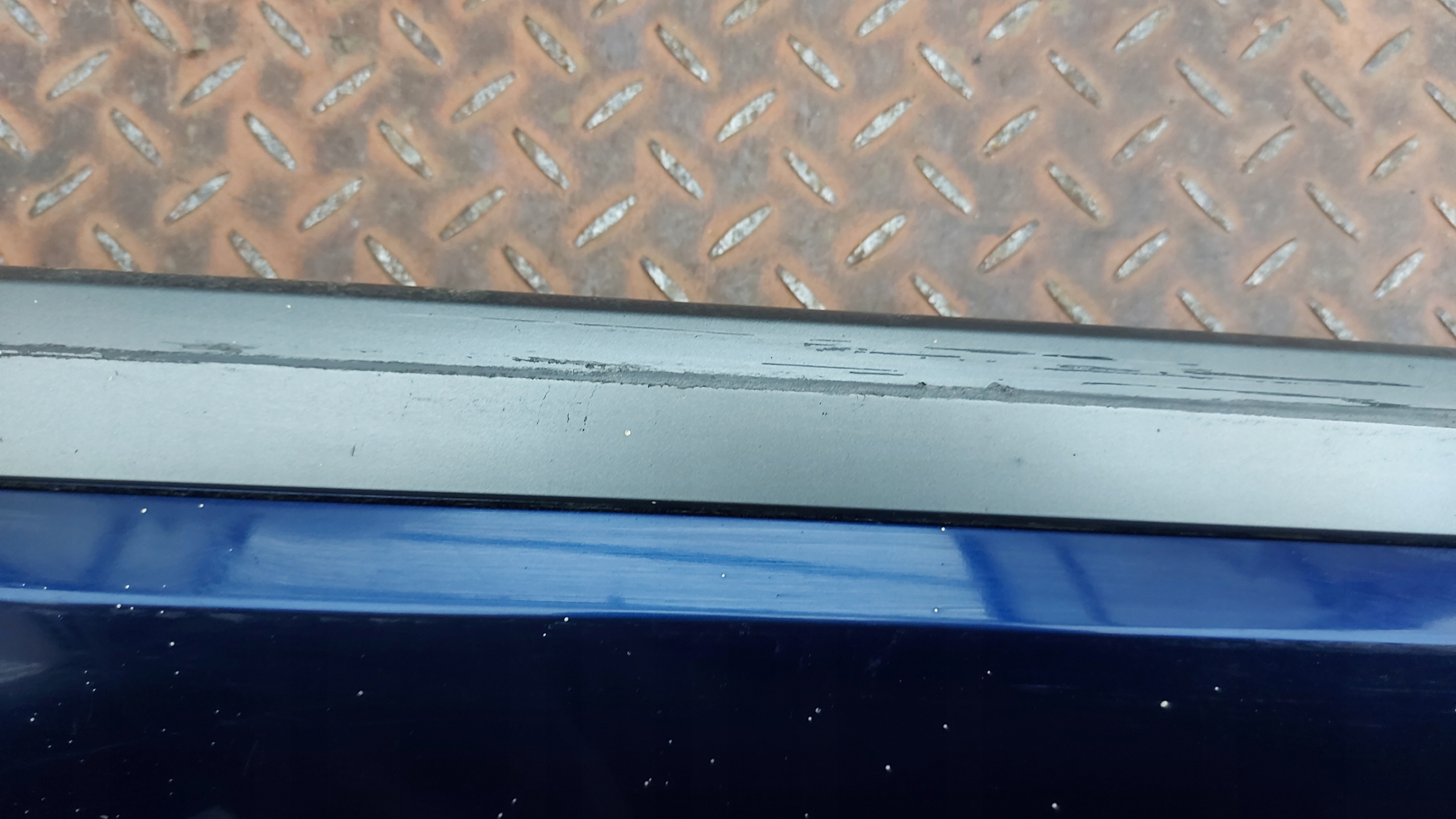 moulding door right right front AUDI Q7 19- S-LINE