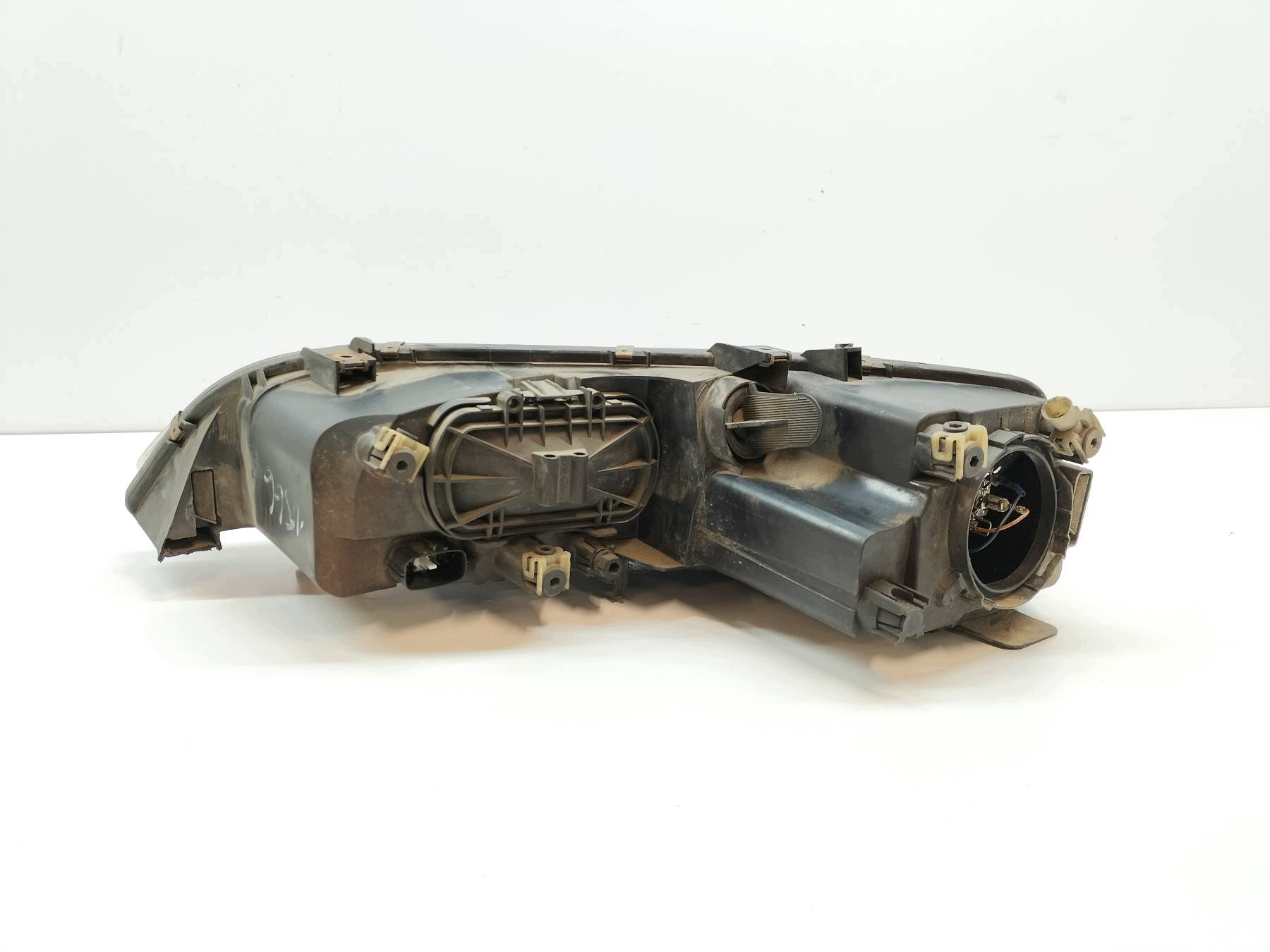 light front right dark Mazda 6 and (2002-2008)