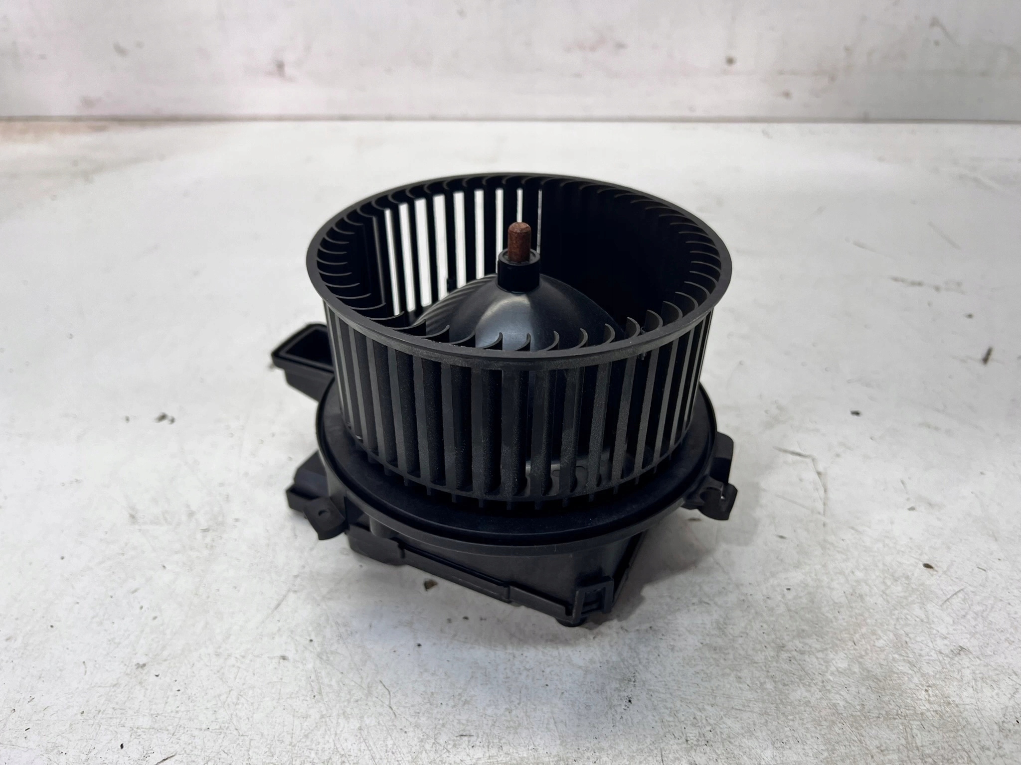 ventilátor tOPENÍ topení AUDI A4 B9 A5 4M2820021B