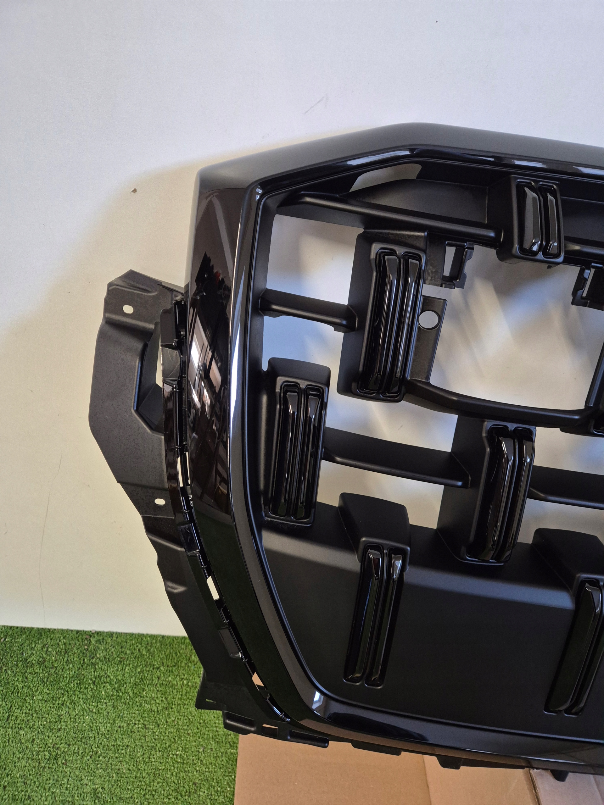Audi Q8 Kühlergrill FRONTGRILL Kühlergitter 4M8853651 - Thumbnail 5
