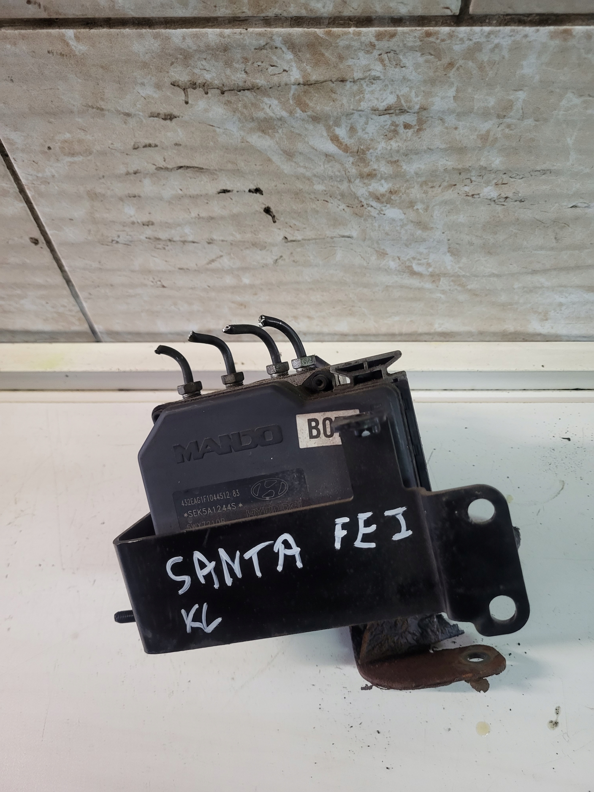 Servofreno ABS HYUNDAI SANTA FE e 58900-26260