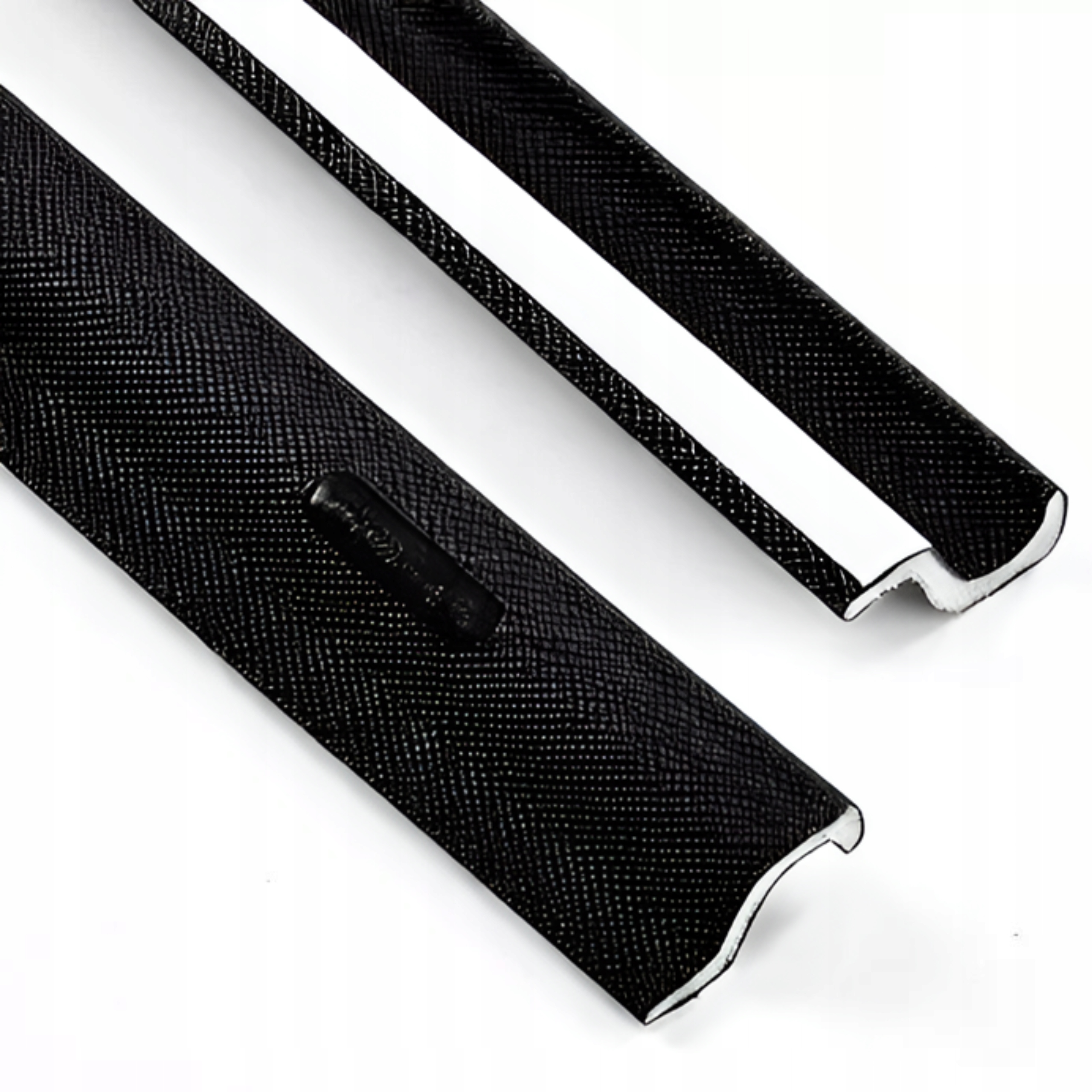 USZCZELKA OKIENNA PRZECIWPRZECIĄGOWA ANTY WIATR SAMOPRZYLEPNA MOCNA TRWAŁA Kod producenta Taśma uszczelniająca do okna wyciszająca XXL