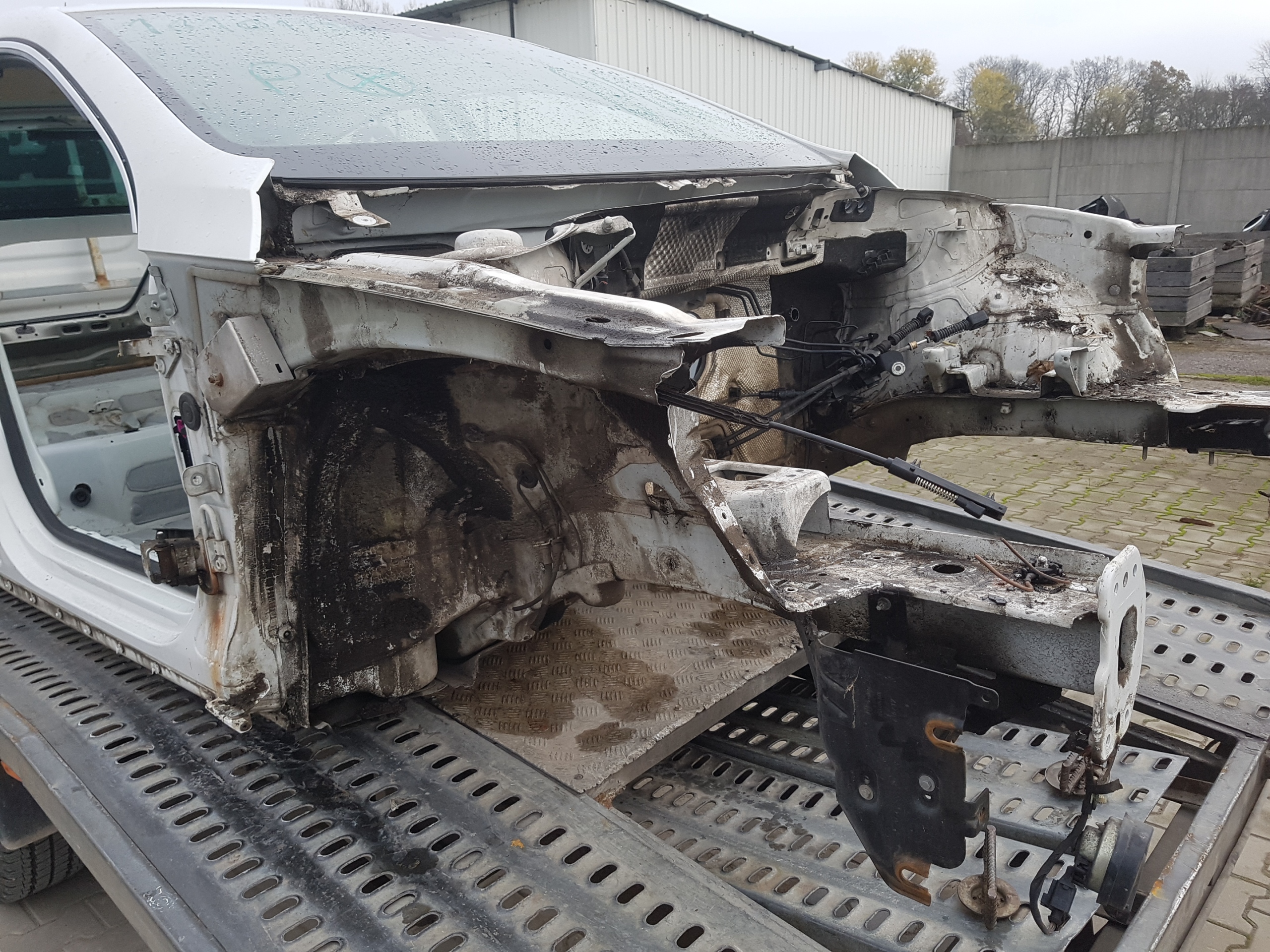 VW PASSAT ЦЦ ЛОНЖЕРОН ЧЕТВЕРТИНА ПРАВА ПЕРЕД Lb9a