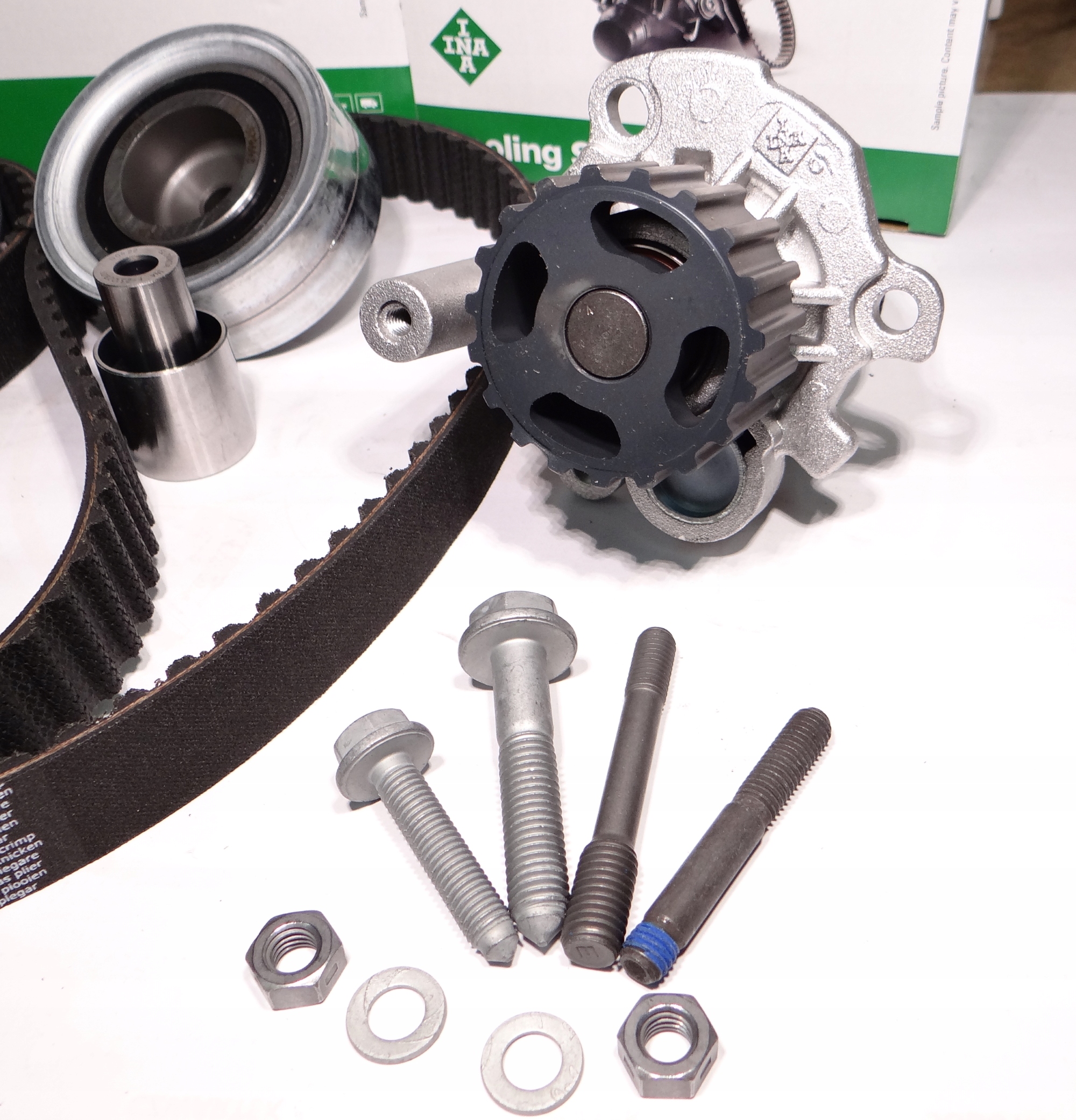 INA ROZRZĄD POMPA VW BORA 1.9TDI AGR ALH AHF ASV Numer katalogowy części 530 0082 30