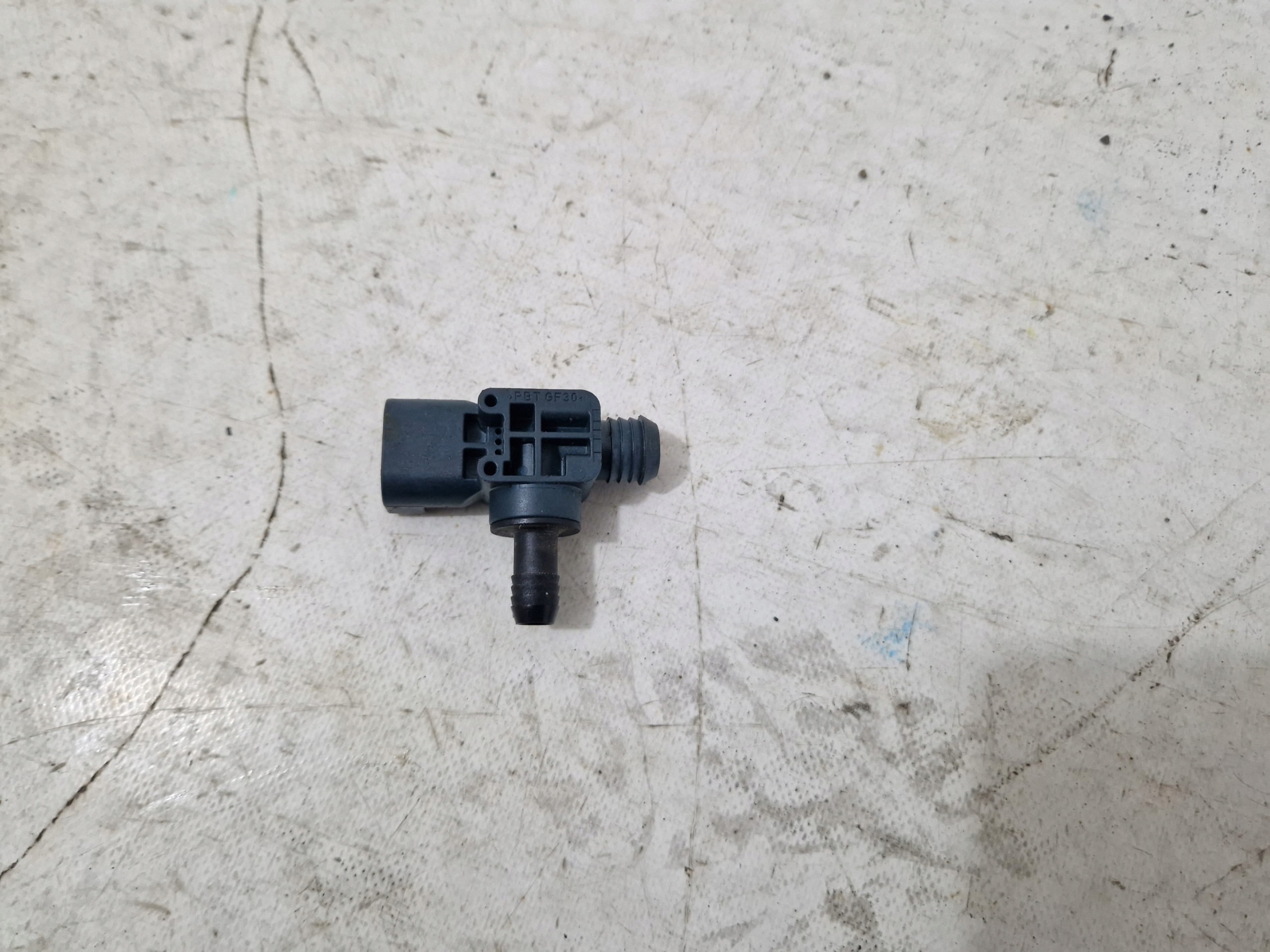 DODGE CHARGER CHALLENGER 3.6 V6 Sensor Druck luft 68053596AA