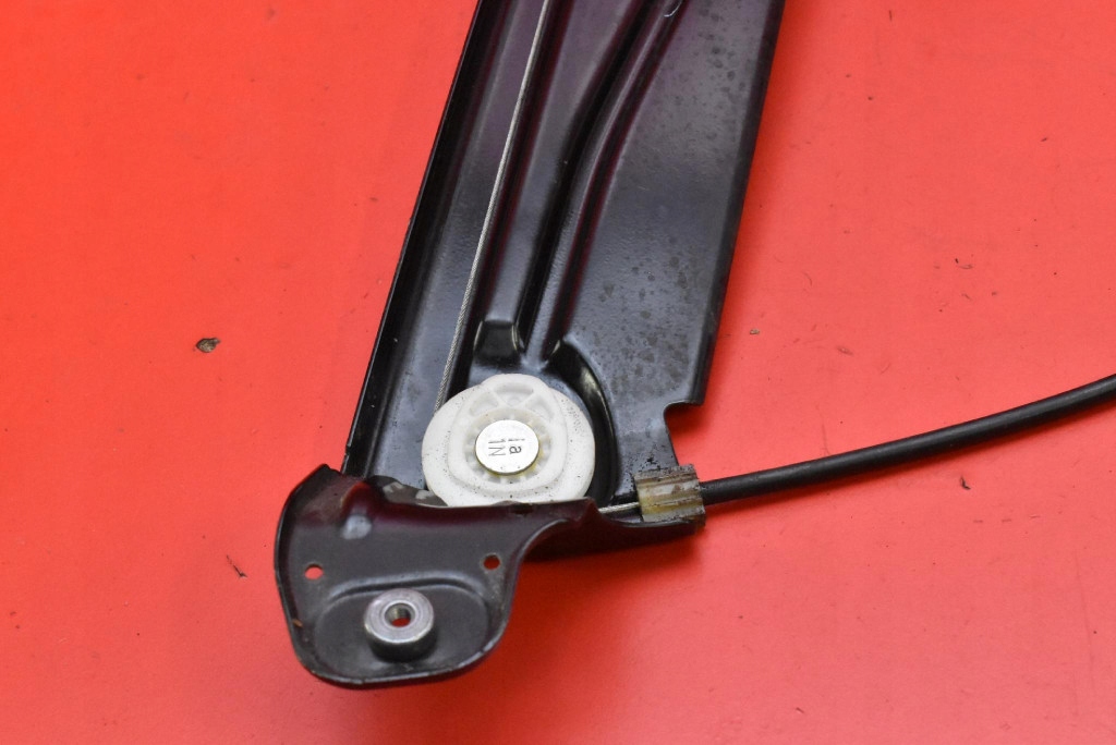 window regulator left front EU 7182111 BMW F10 F11 13-17