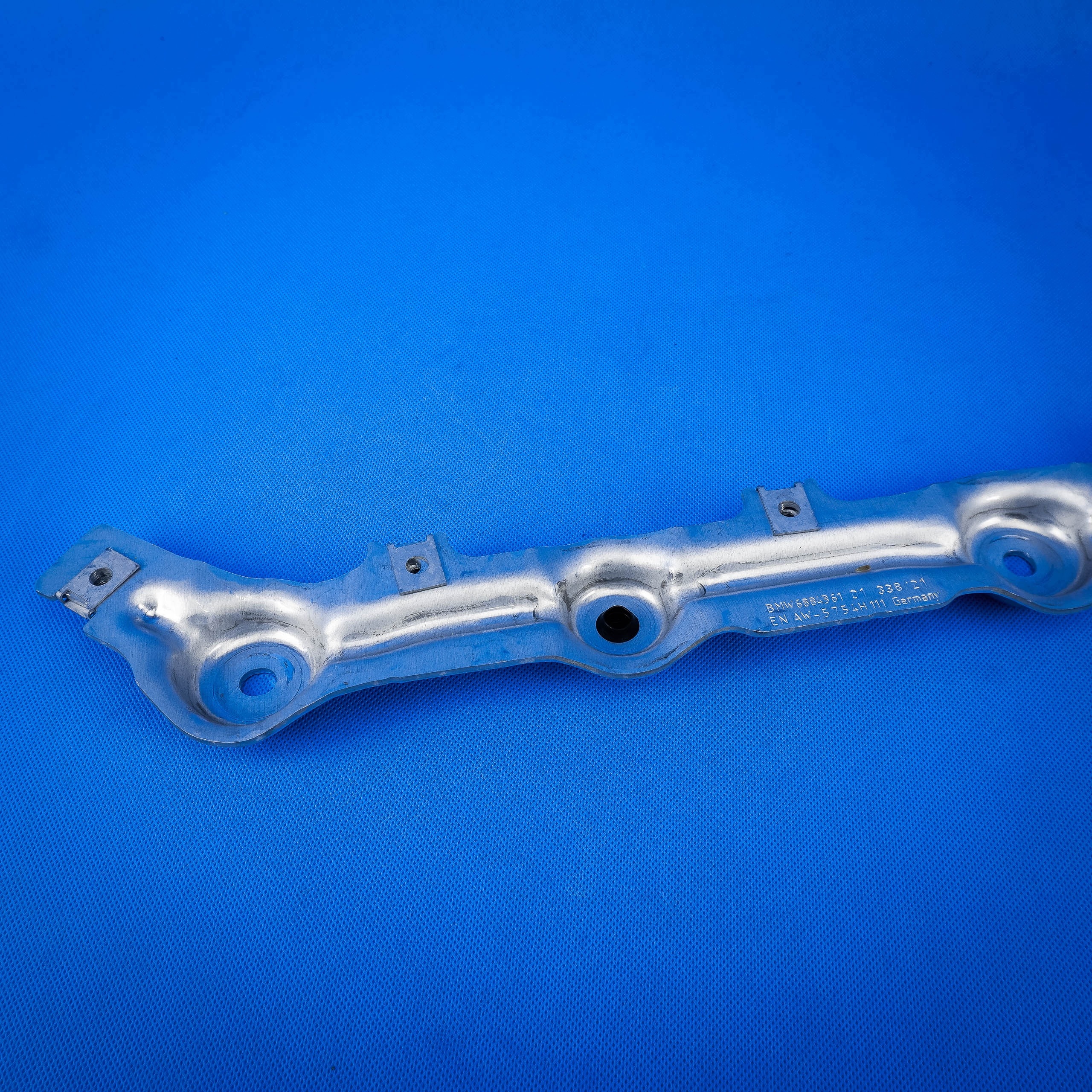 console bracket chassis front BMW 3 G20 4 G22 G26 31146884361 6884361 21km