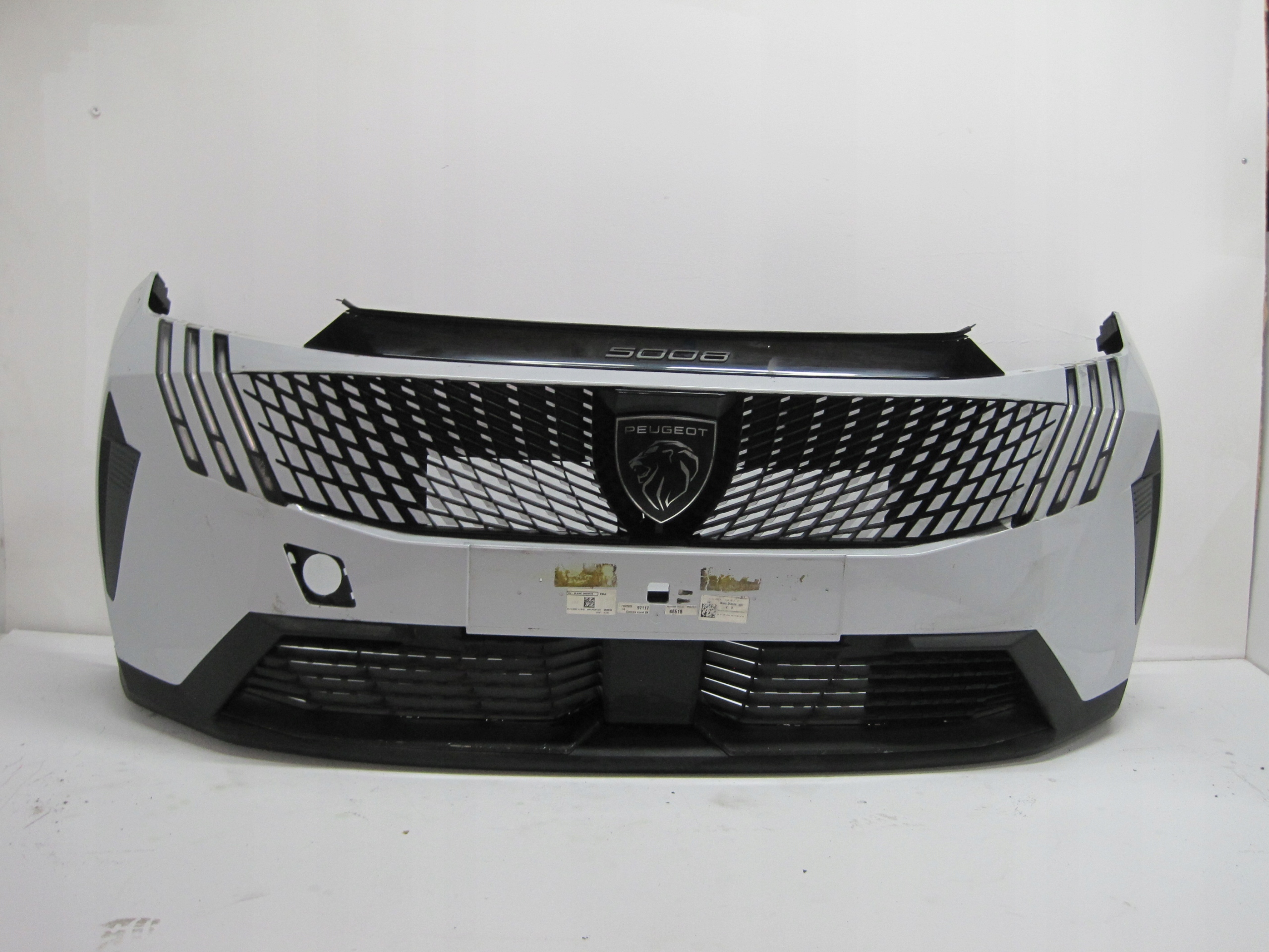 bumper PEUGEOT 5008 III 23R below RADAR front