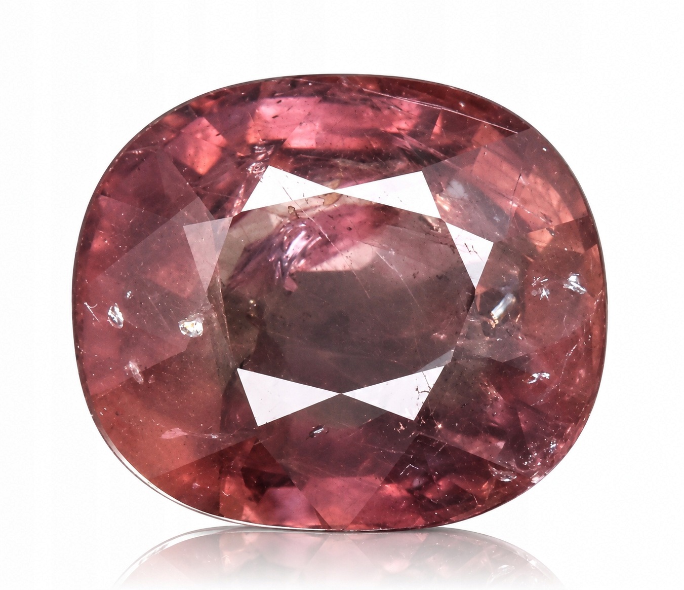 Přírodní safír 2.47 ct Hnědý Cushion certifikát Wbd