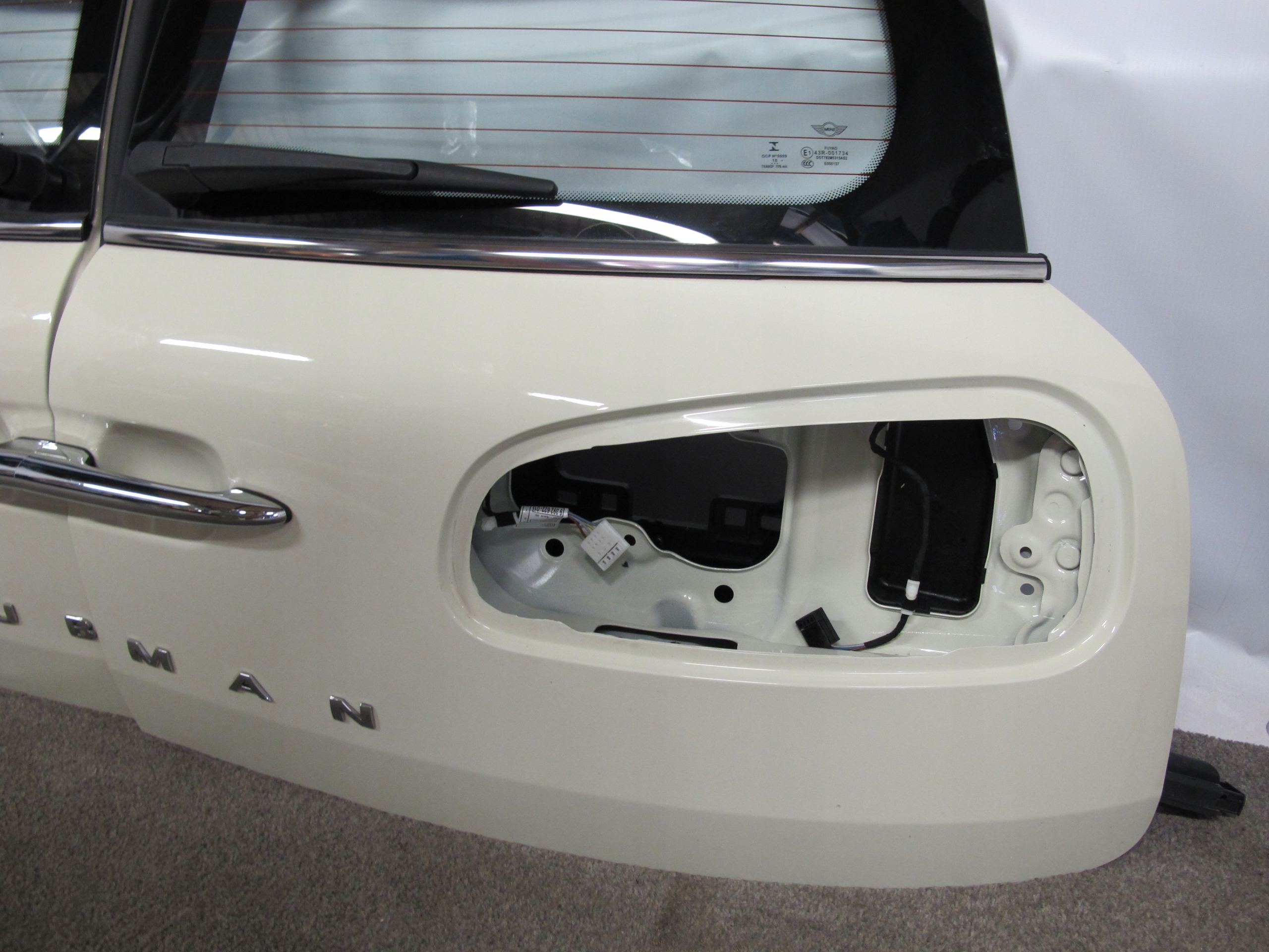 KLAPA TYŁ MINI COOPER F54 850 Producent części BMW OE