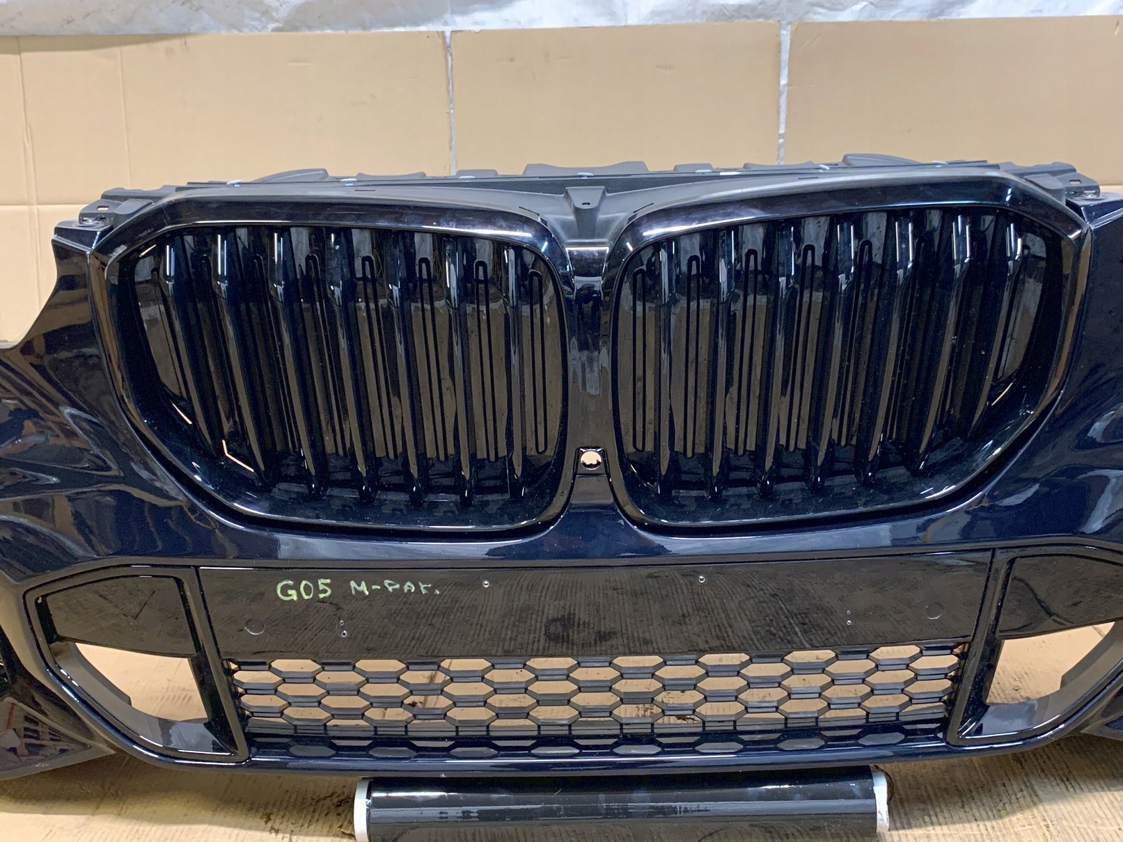 BMW X5 G05 KOMPLETNY ZDERZAK PRZEDNI Z 6xPDC m-pakiet bez lakierowania C3Z Typ samochodu 4x4/SUV Samochody osobowe