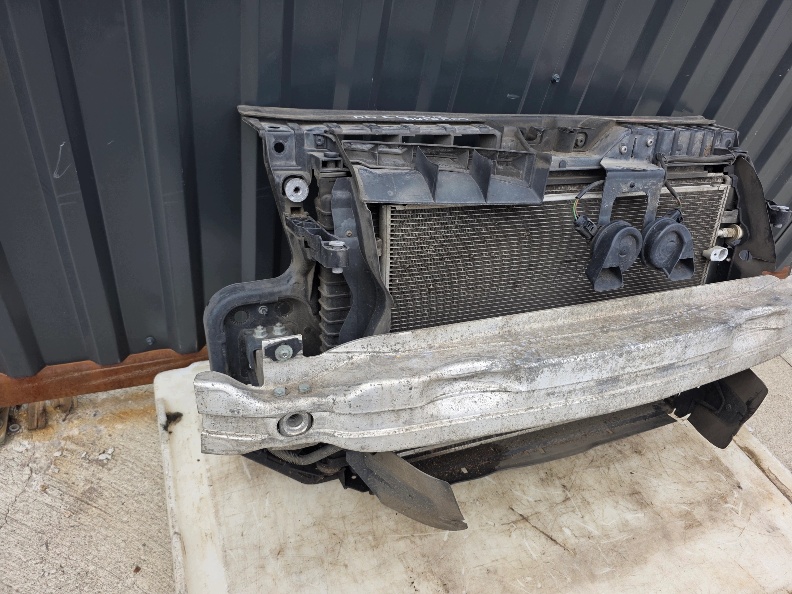 support panel for radiators complete AUDI A6 C6 3.2 FSI AUTOMAT 2004-2008 original !!!