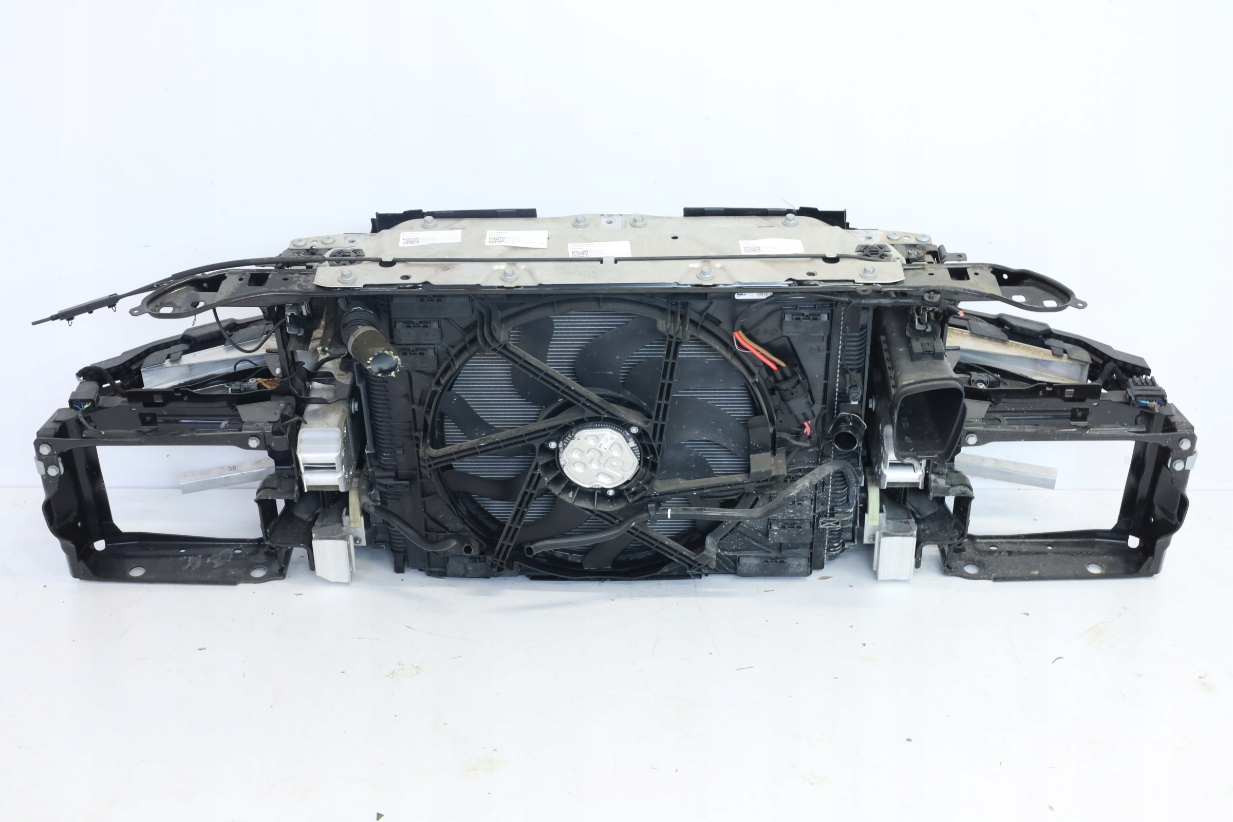 WZMOCNIENIE PAS RADAR CHŁODNICE BMW G20 G21 330i USA Jakość części (zgodnie z GVO) O - oryginał z logo producenta pojazdu (OE)