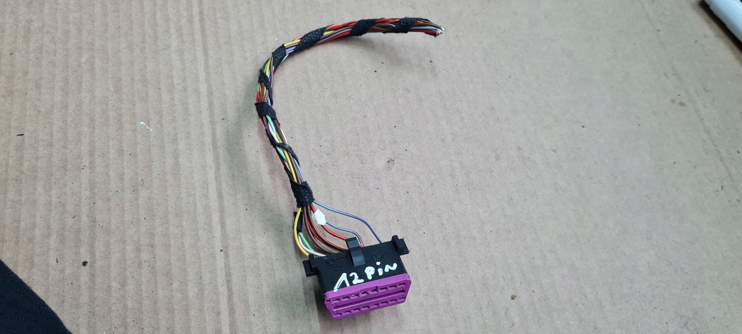 A4 B9 8W Connector Contact Adapter, Stecker OBD 3A0972695A A6 C7 C8 A5 8W A4 B8 Q5 Q3