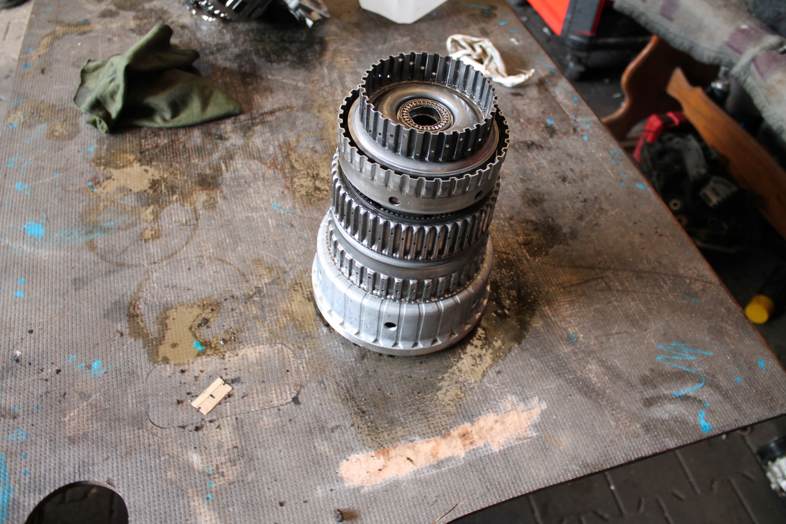 3604. guard clutch MERCEDES A7252727904
