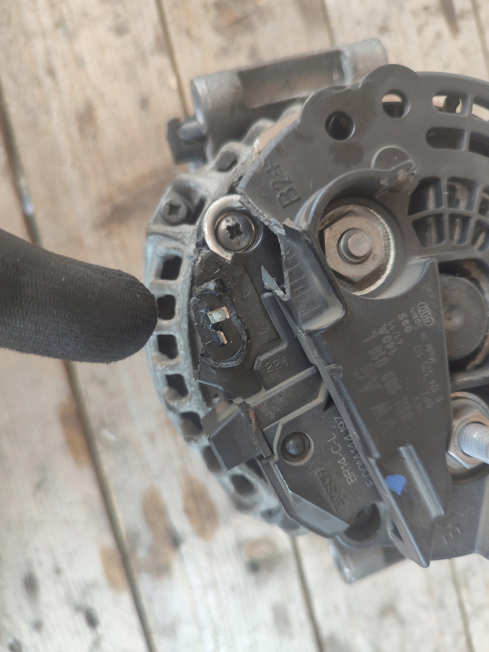ALTERNATOR AUDI A4 B8 8K A5 8T 140A 06H903016L