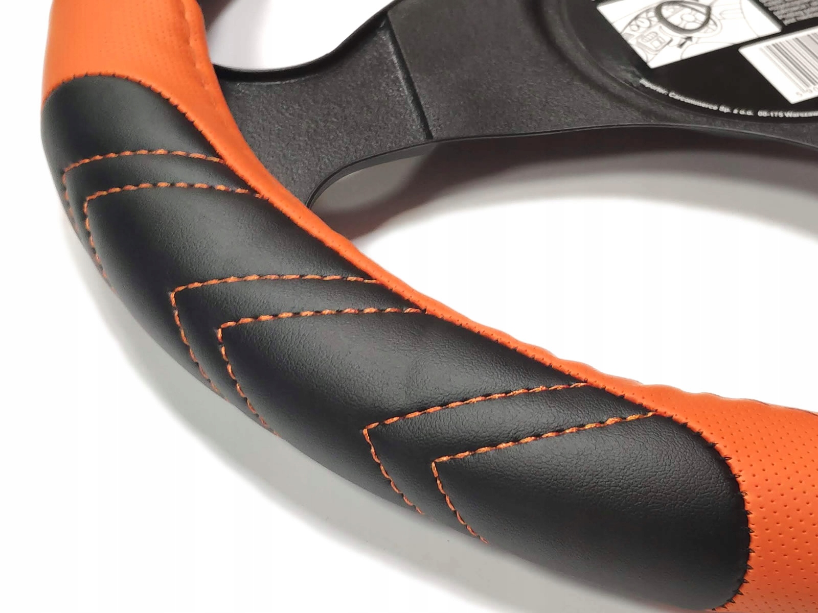 POKROWIEC NA KIEROWNICE M 37-39cm PREMIUM LUXURY Numer katalogowy producenta 42421