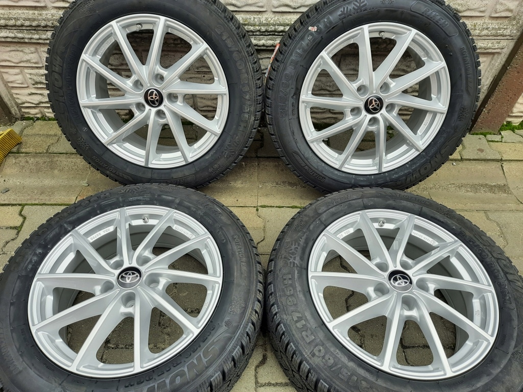 TOYOTA CHR CH R KOLA ZIMOWE 215 60R17 CZUJNIKI Rims manufacturer Alutec