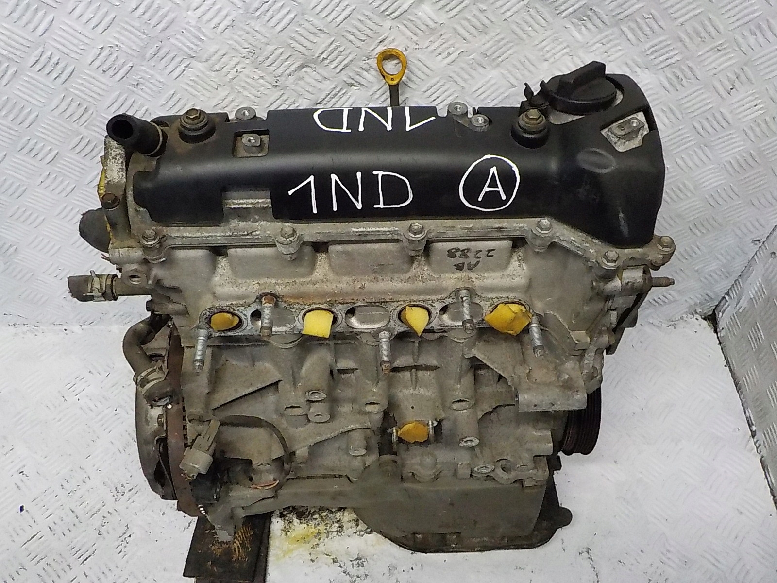 TOYOTA YARIS COROLLA engine 1.4 D-4D 75 KM 1ND