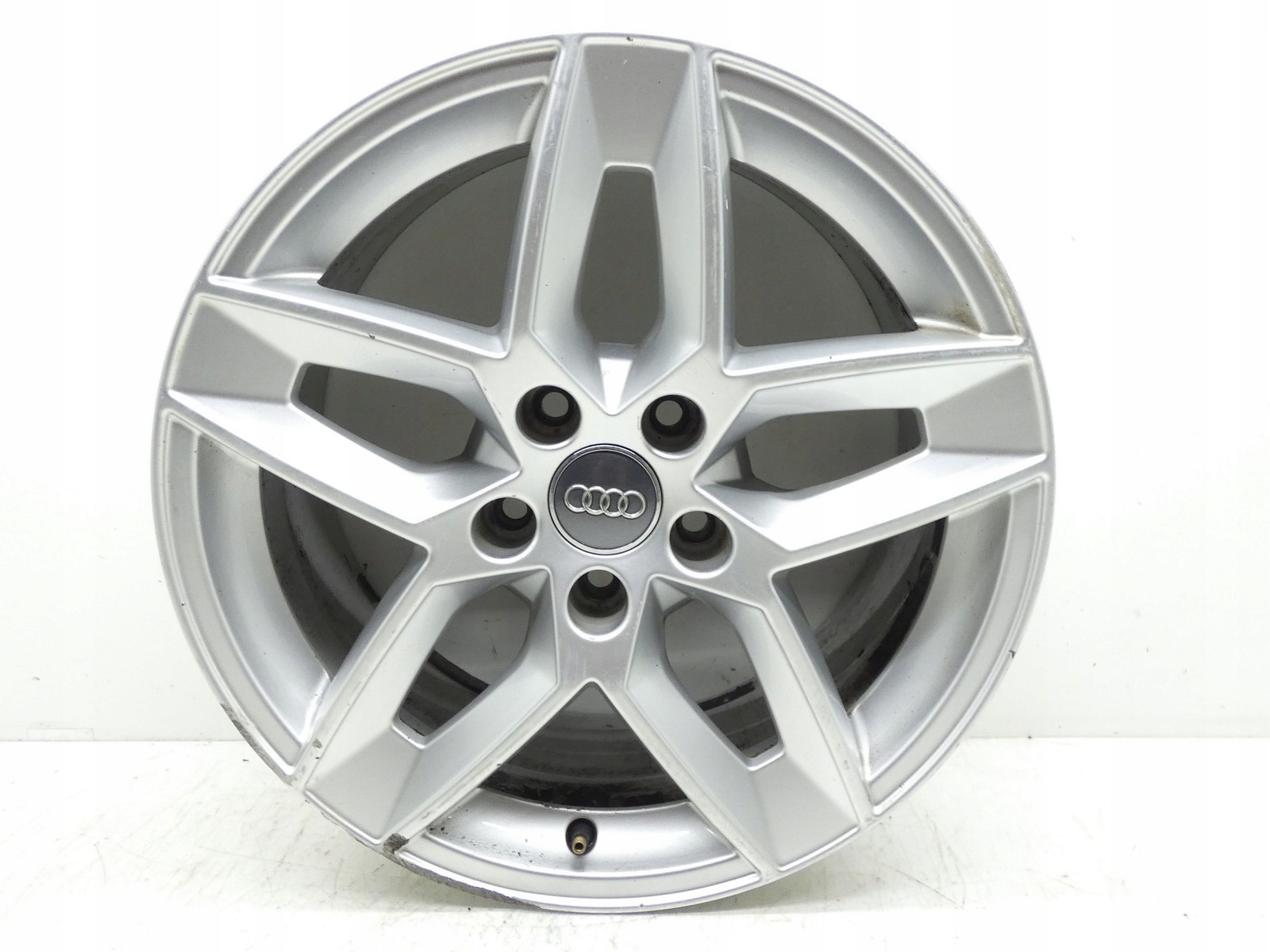 disk kolo disk R17 AUDI A4 B9 5X112 7,5J ET 38 8W0601025D