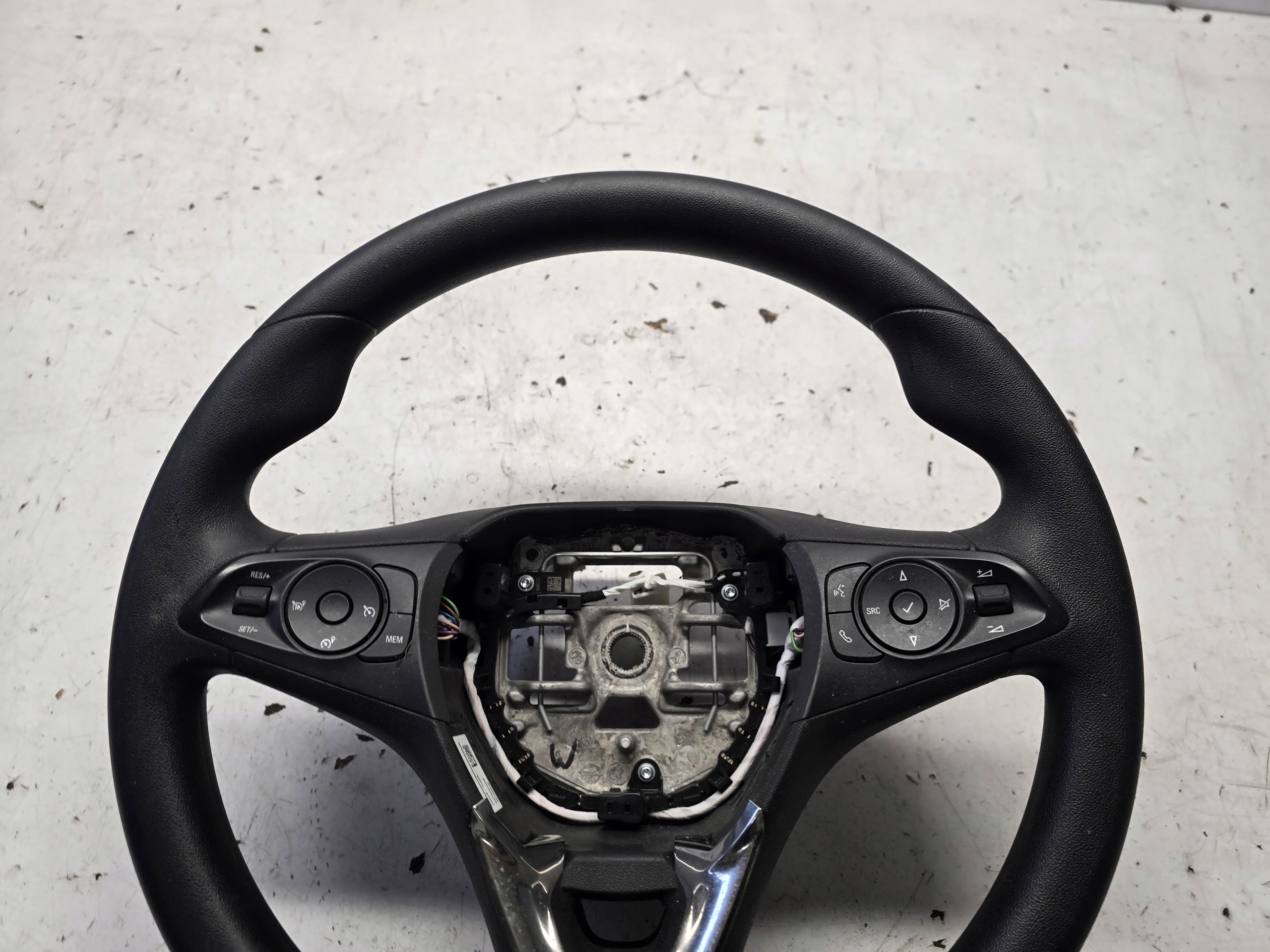 OPEL CORSA F steering wheel, plastic MULTIFUNKCJA original