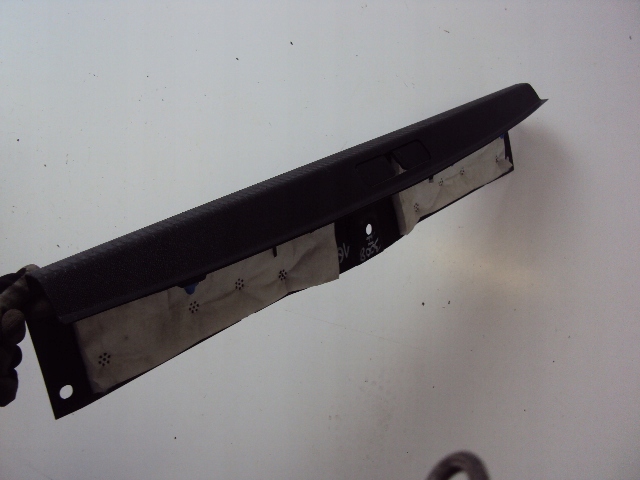 OSŁONA PASA TYŁ PEUGEOT 3008 II 2016- Typ samochodu Samochody osobowe