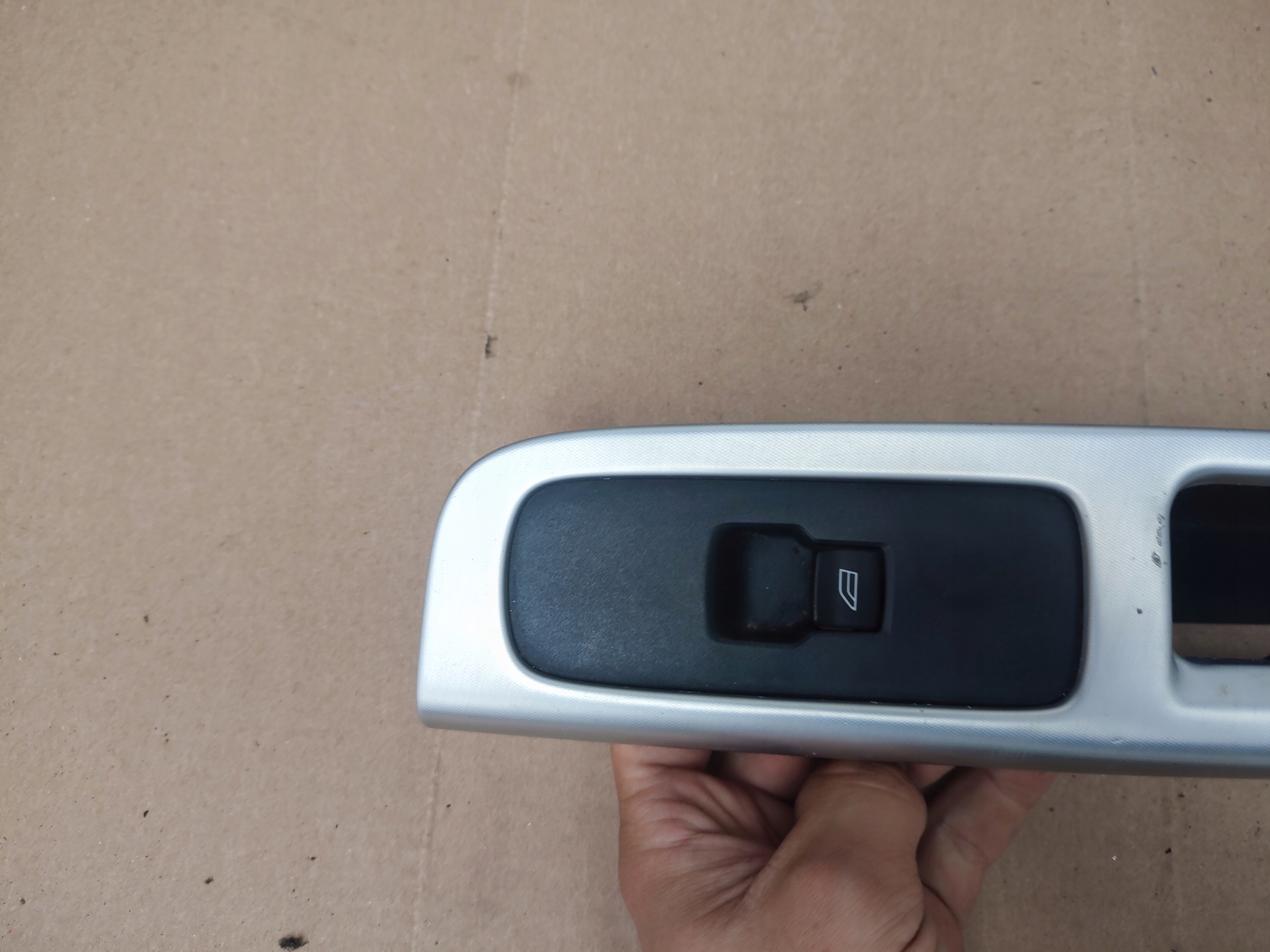 window control switch right front passenger compartment VOLVO V50 30774162