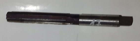 ROZWIERTAK ROZWIERTAKI HSS RĘCZNY 17 H7 K