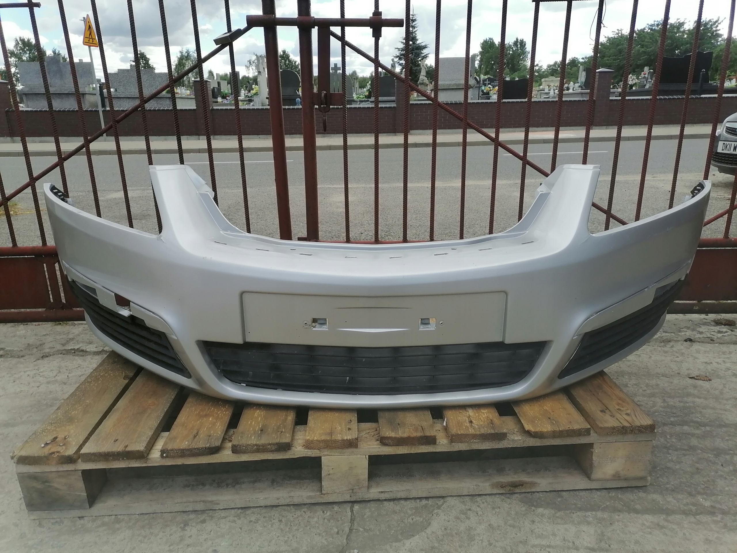OPEL ZAFIRA B PRZEDLIFT bumper Z157
