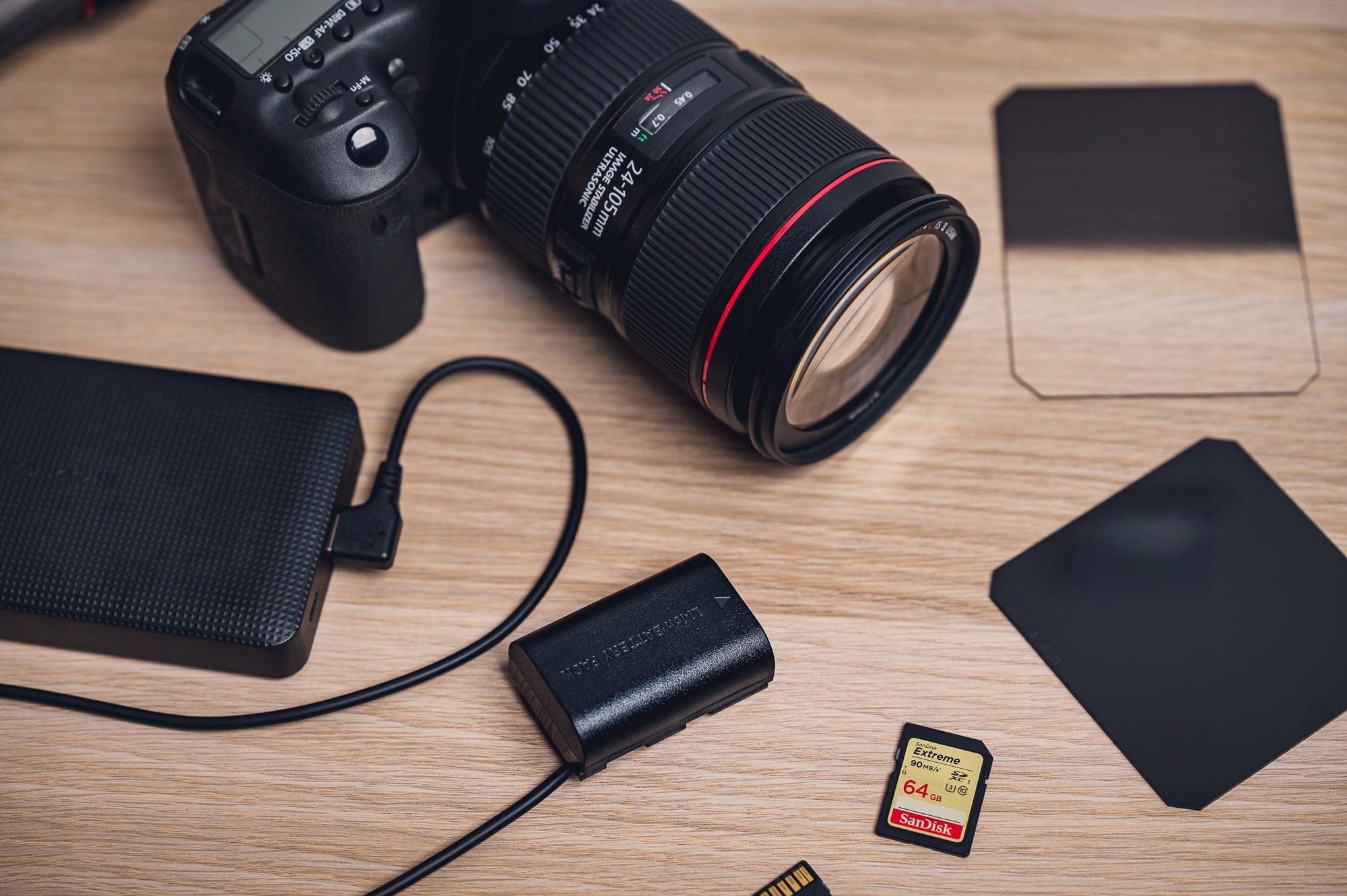 Adapter zasilania Zitay USB-C do LP-E6 (DB-040) Kod producenta DB-040