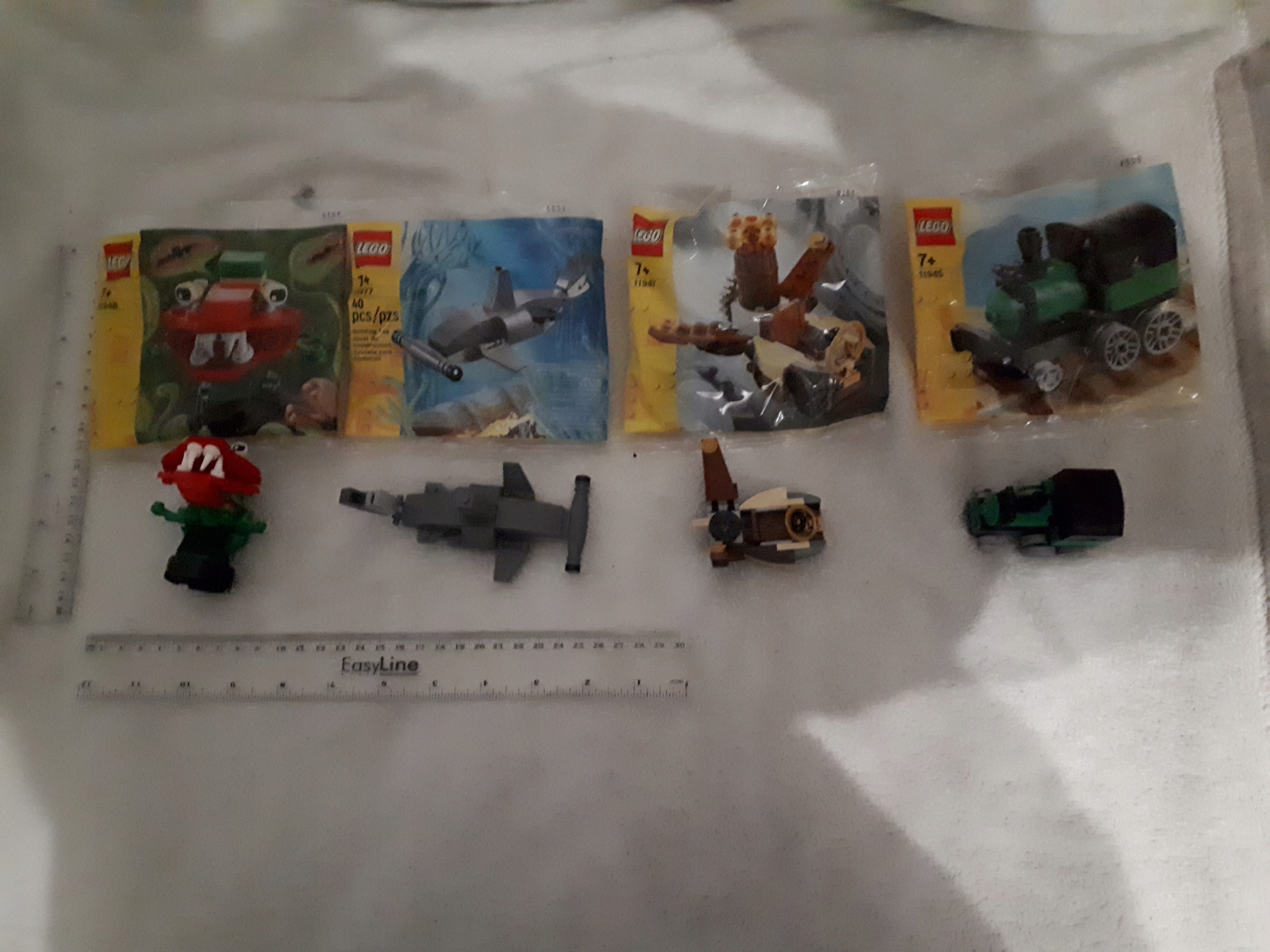 Lego Creator 4 zestawy saszetek 11977 11945 11947 11948